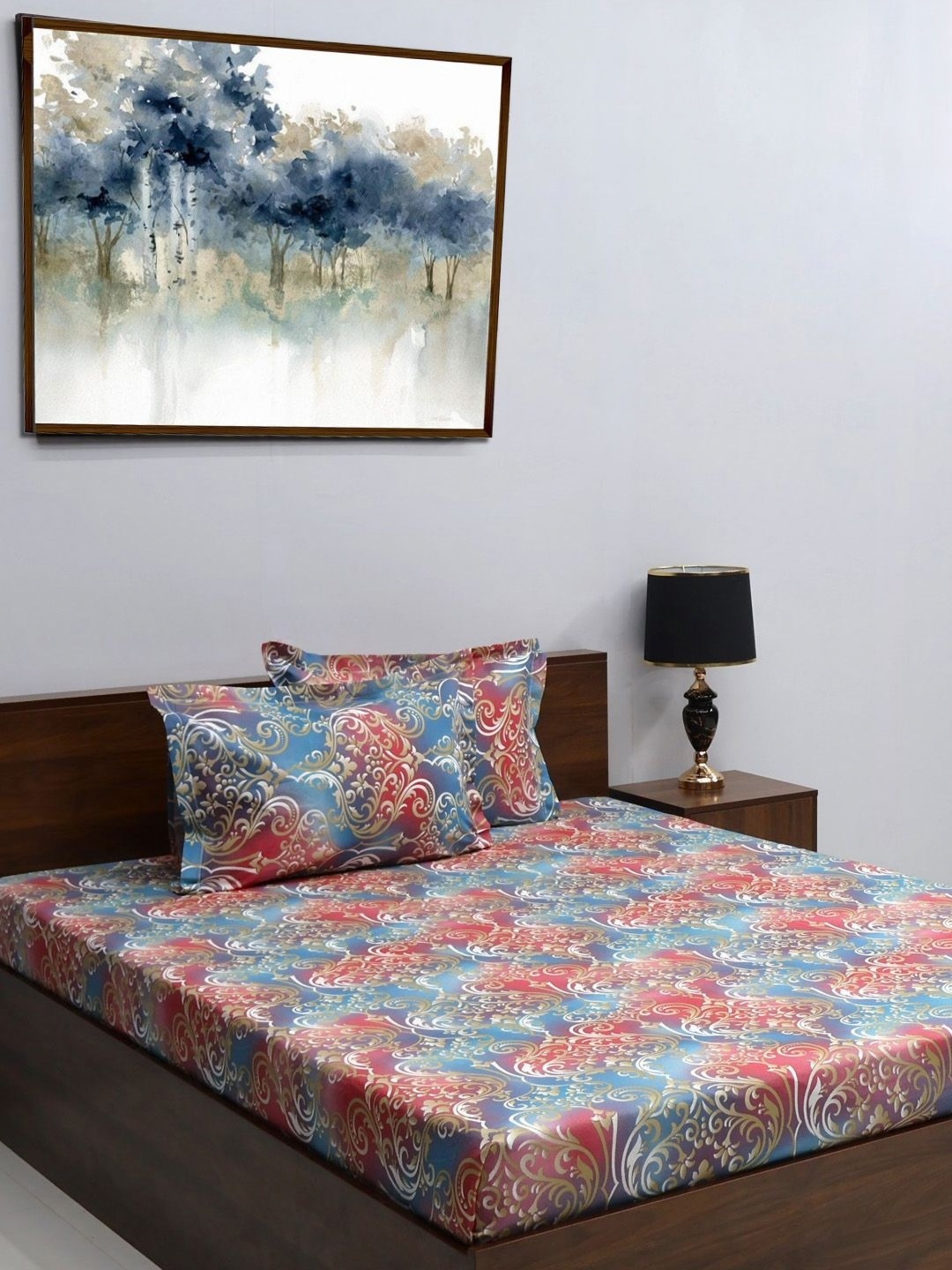 

BOMBAY DYEING Red & Blue Ethnic Motifs 120 TC Queen Bedsheet with 2 Pillow Covers