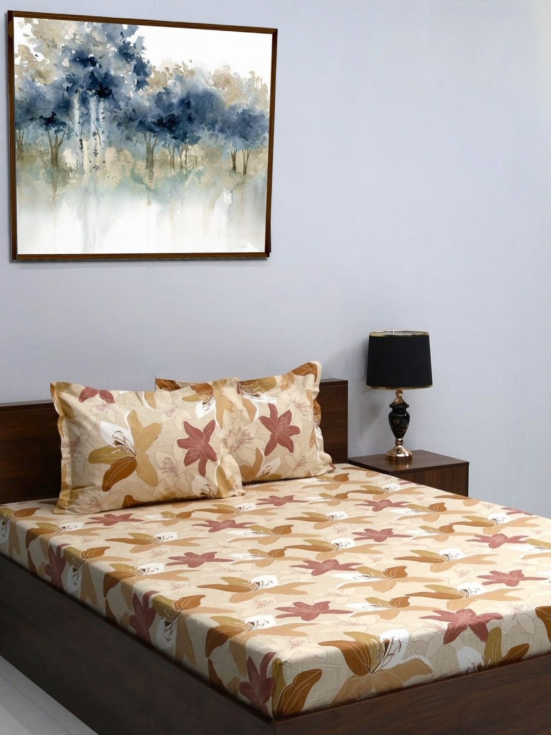 

BOMBAY DYEING Brown & White Floral 120 TC King Bedsheet with 2 Pillow Covers