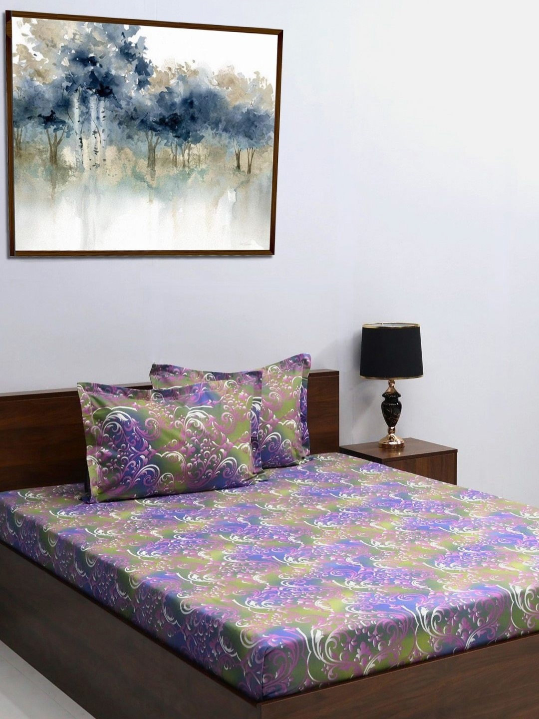 

BOMBAY DYEING Violet & Green Floral 120 TC Queen Bedsheet with 2 Pillow Covers