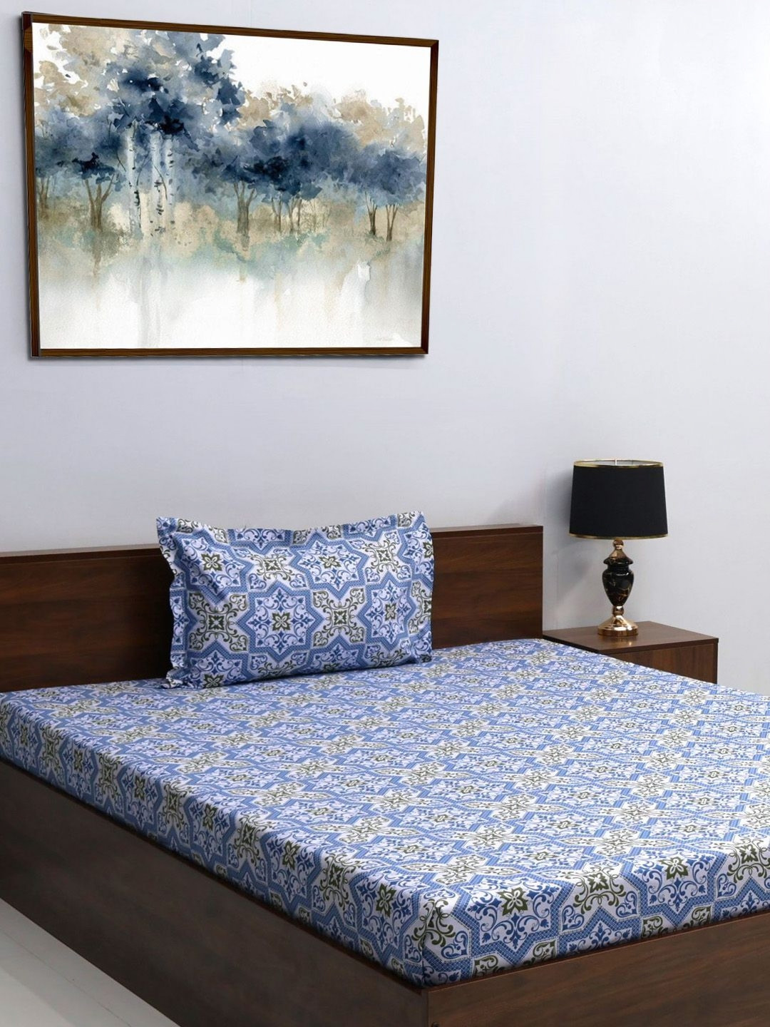 

BOMBAY DYEING Blue & White Ethnic Motifs 120 TC Single Bedsheet with 1 Pillow Covers