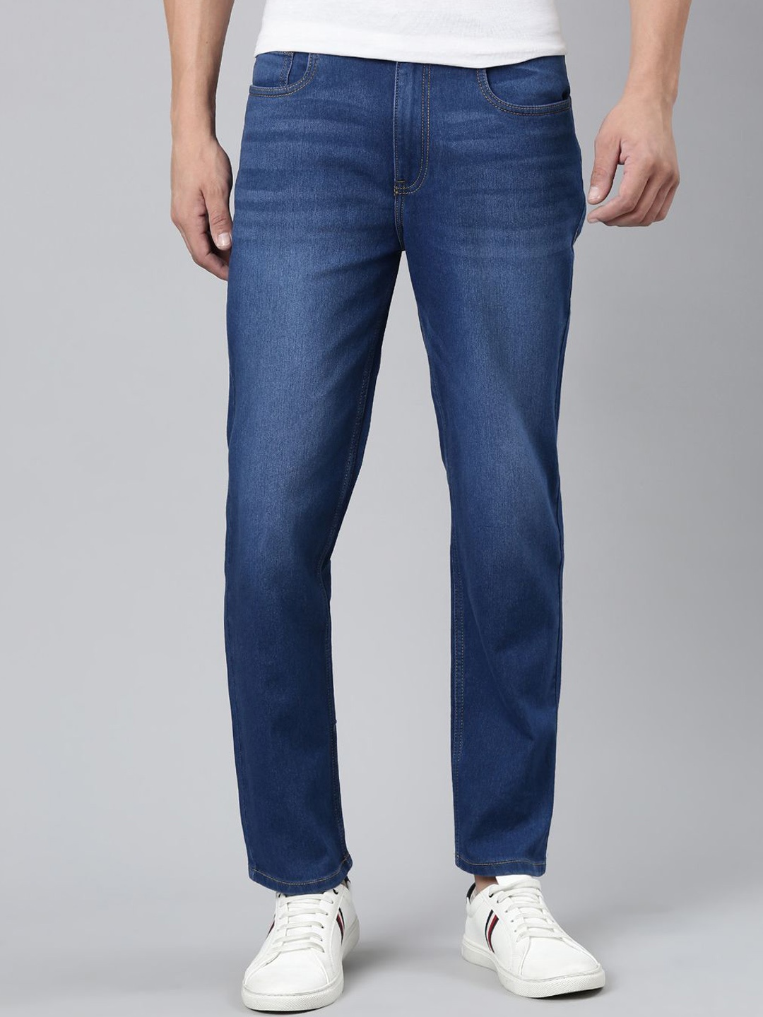 

The Roadster Lifestyle Co Relaxed Fit Stretchable Jeans, Blue