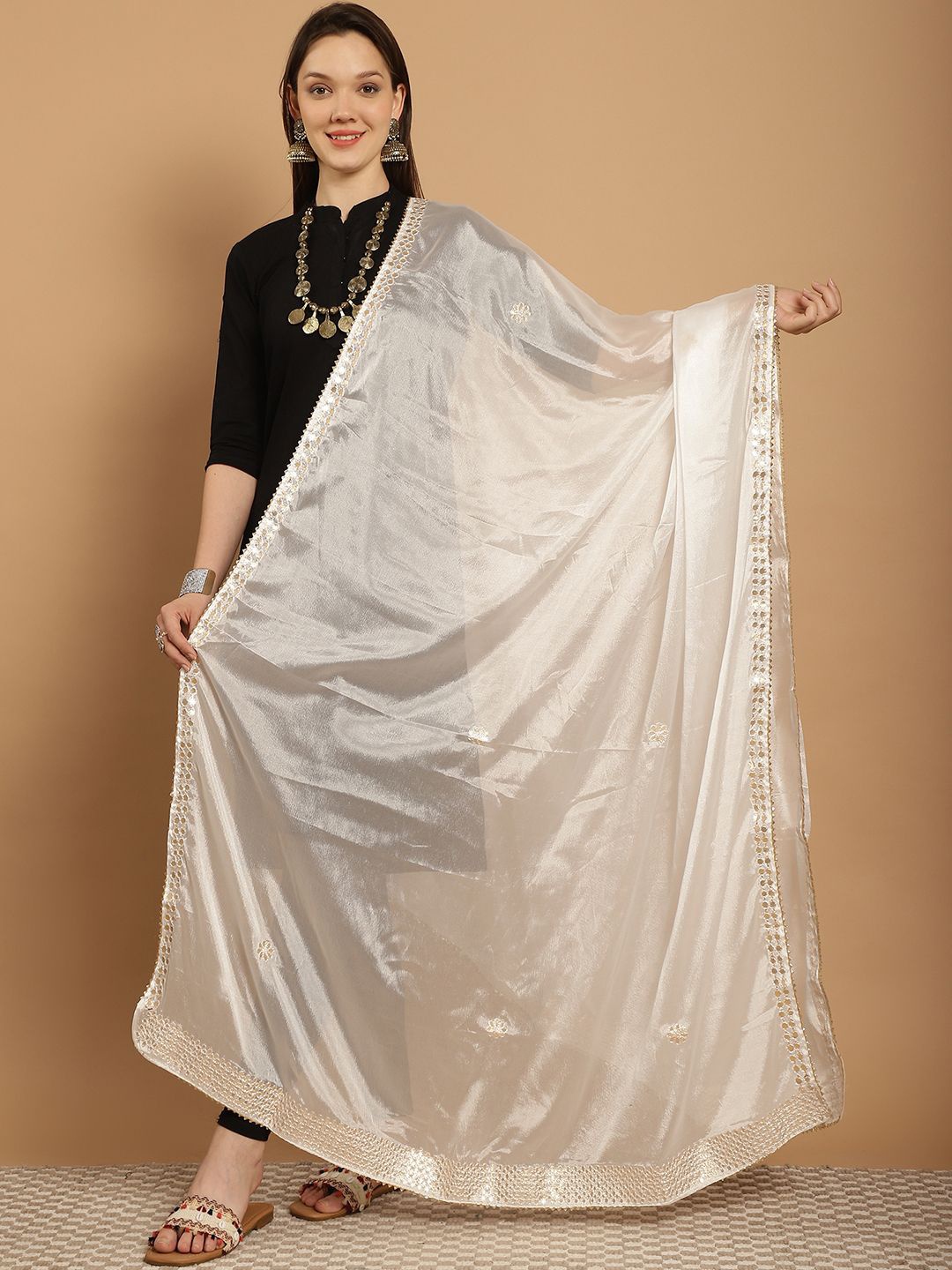 

SOUNDARYA Embroidered Dupatta with Gotta Patti, White