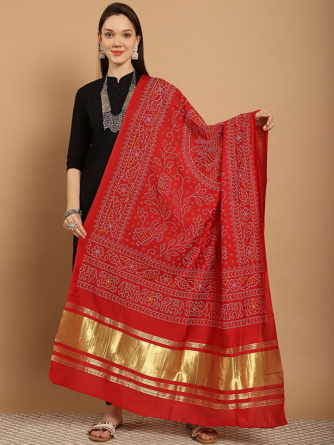 

SOUNDARYA Printed Bandhani Dupatta, Red