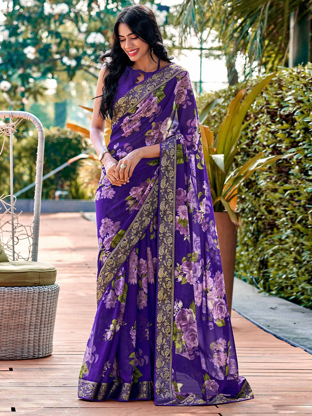 

Mitera Floral Printed Zari Saree, Purple