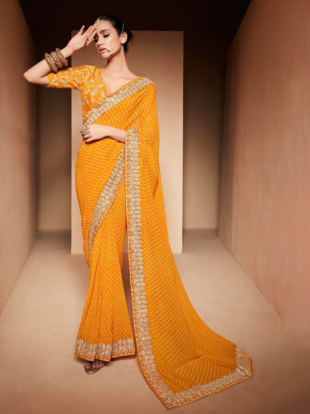 

Mitera Bandhani Embroidered Bandhani Saree, Yellow