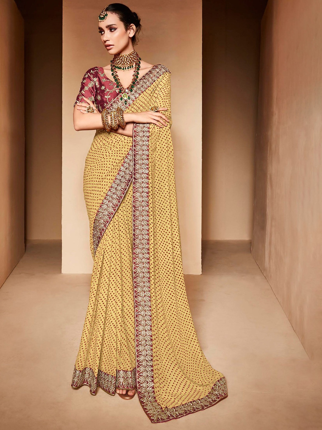 

Mitera Embroidered Bandhani Saree, Cream
