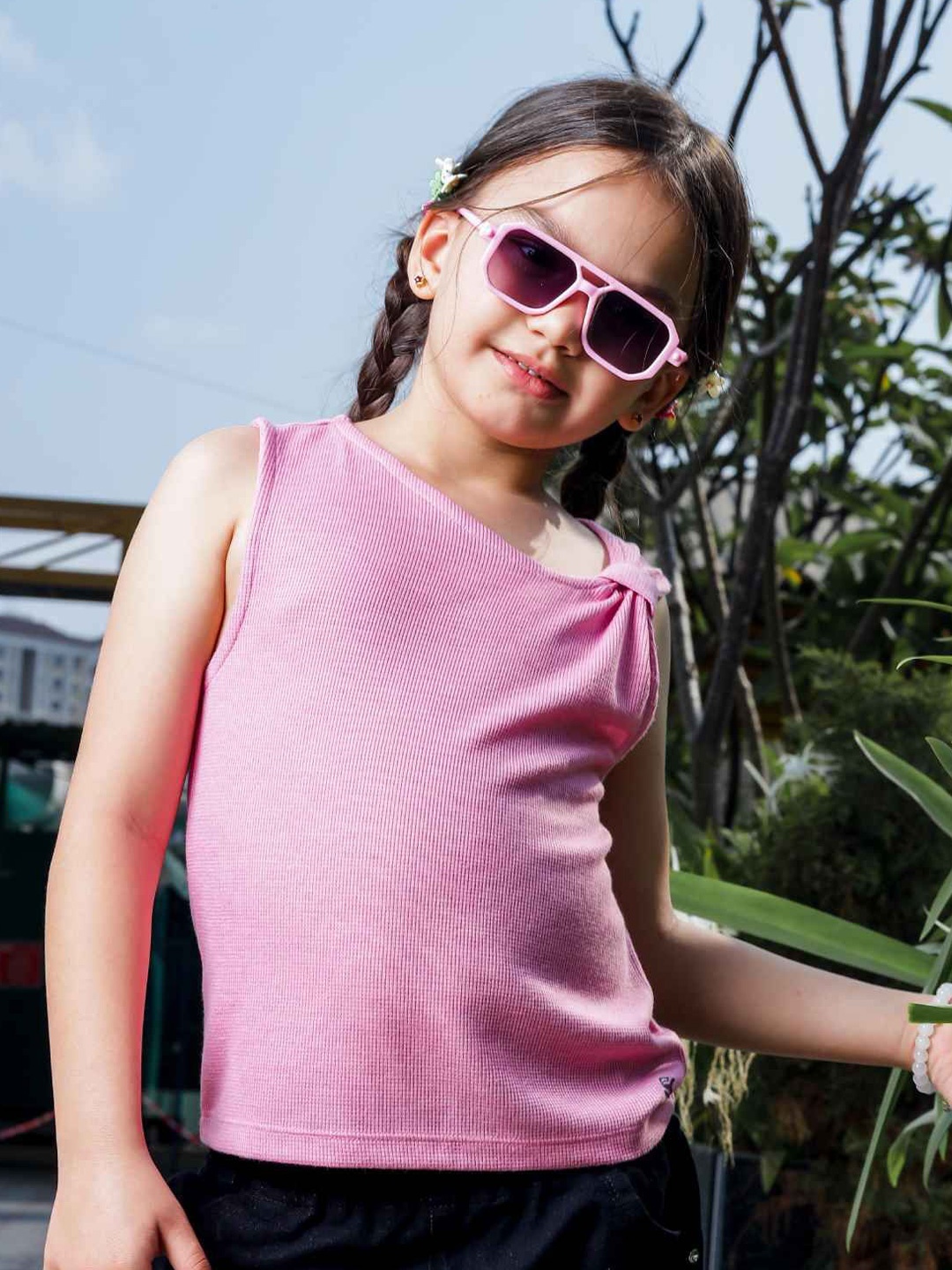 

ONE SKY Round Neck Solid Top, Pink