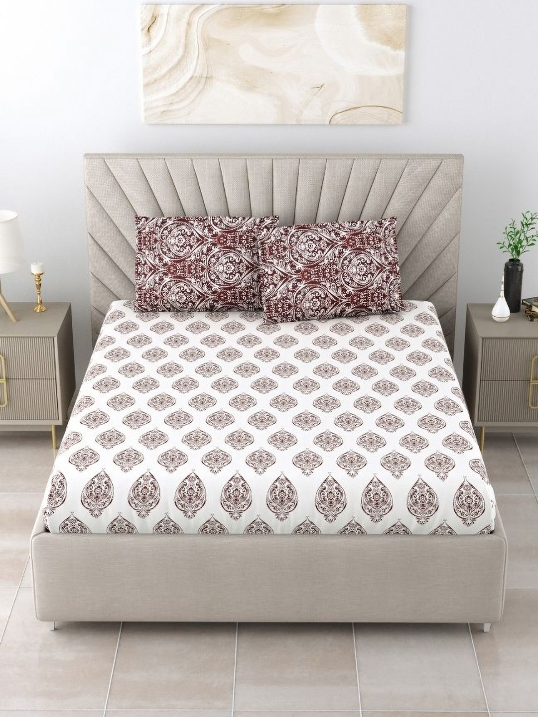 

Salona Bichona Brown & White Ethnic Motifs 180 TC King Bedsheet with 2 Pillow Covers