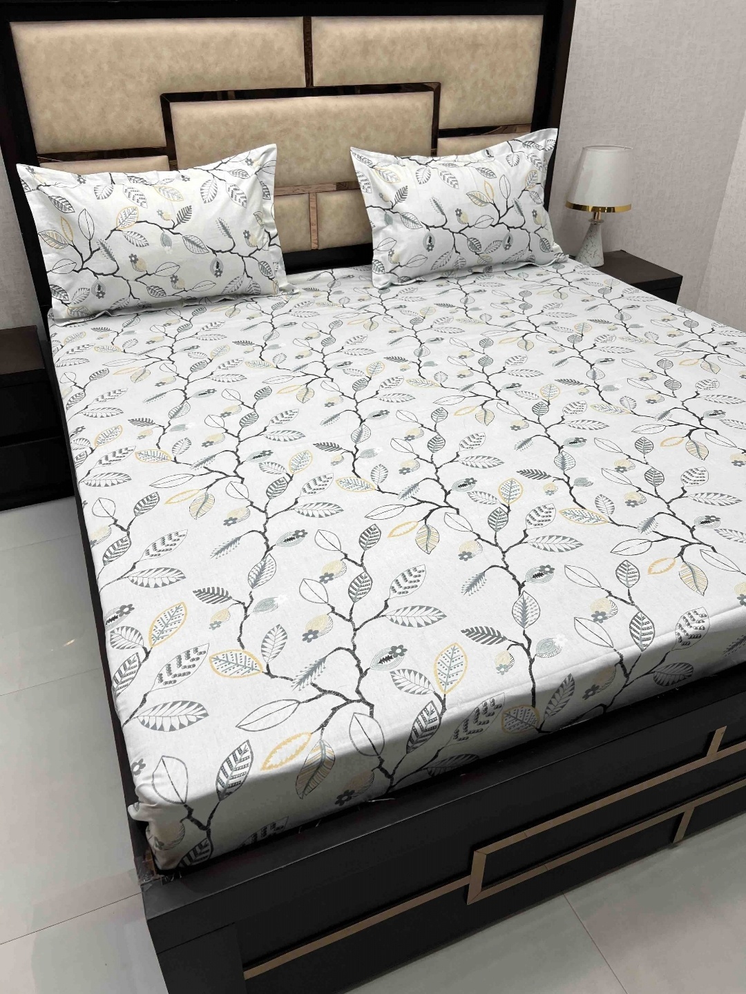 

Pure Decor Grey & White Floral 330 TC Queen Bedsheet with 2 Pillow Covers