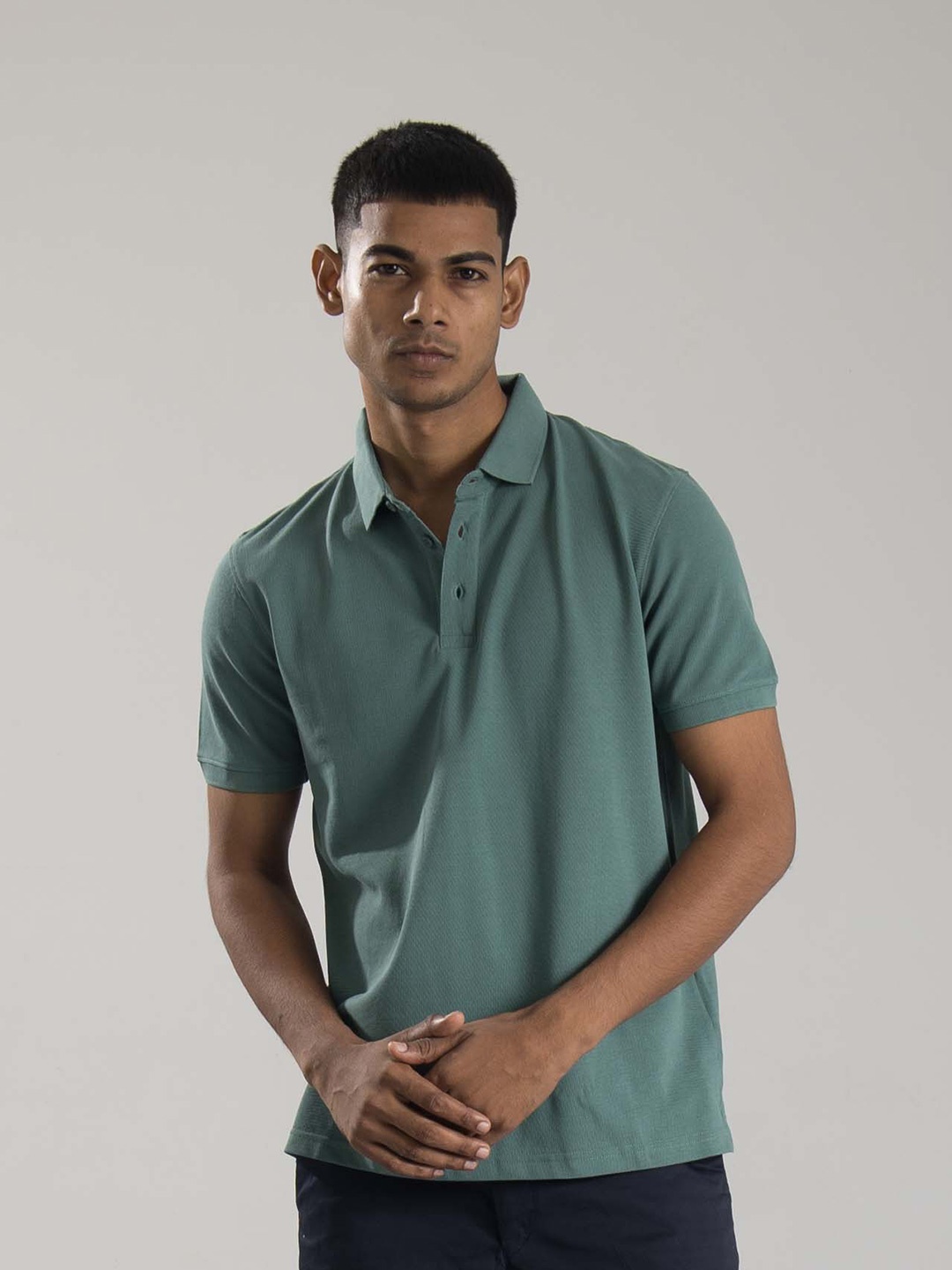 

ONEWAY Men Polo Collar Solid T-shirt, Green