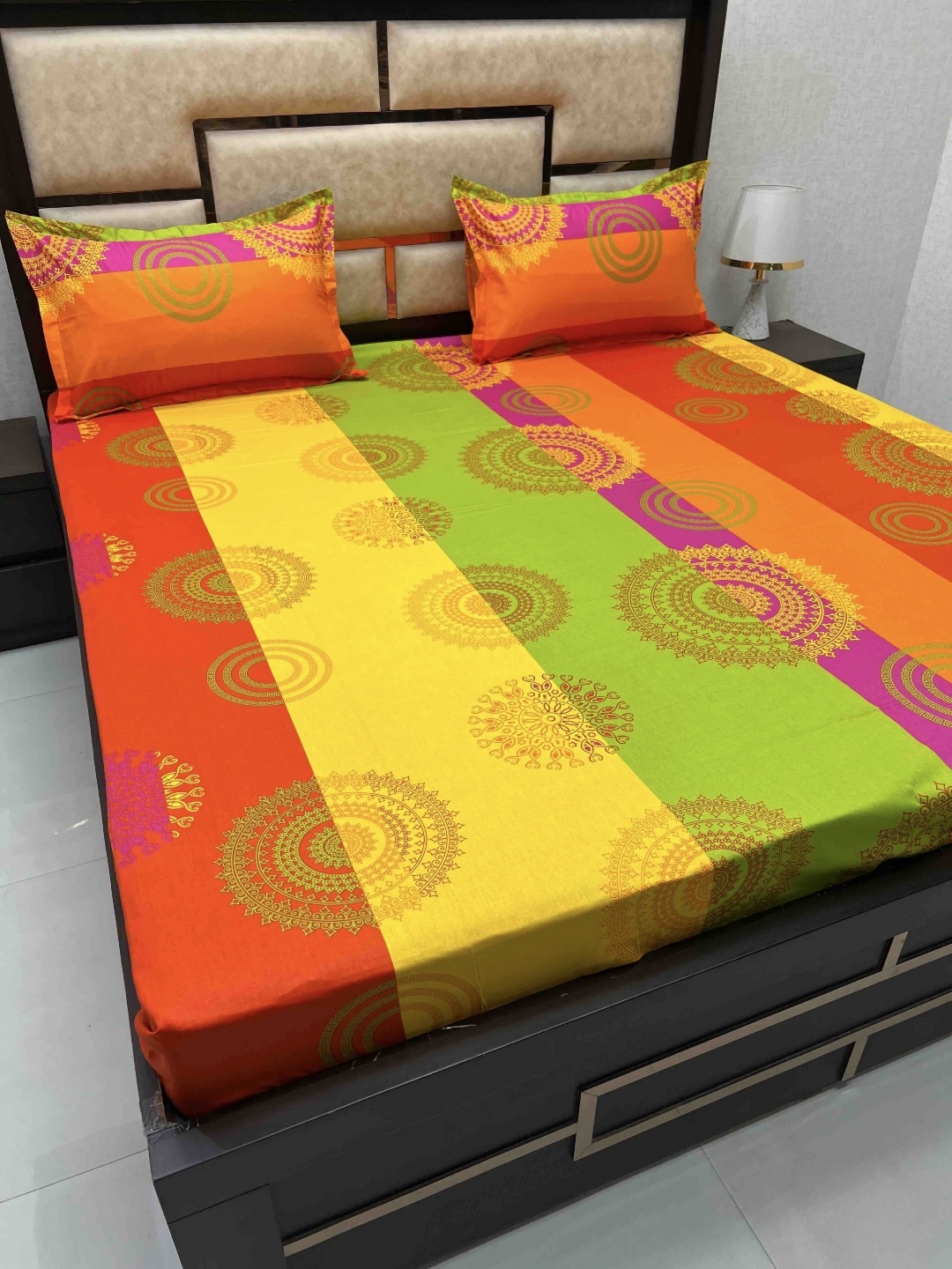 

Pure Decor Orange & Yellow Ethnic Motifs Queen Bedsheet with 2 Pillow Covers