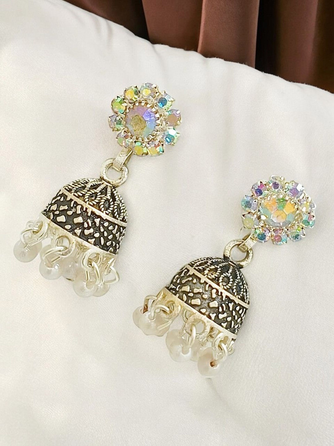 

FEMMIBELLA Circular Jhumkas Earrings, Silver
