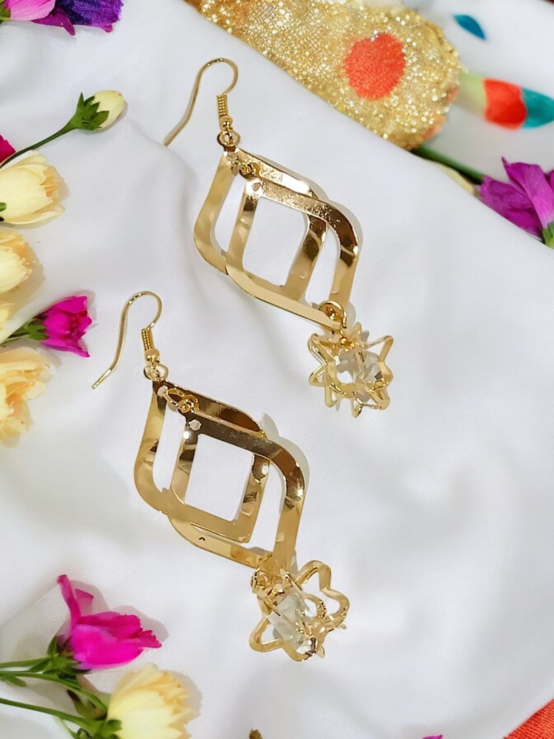 

FEMMIBELLA Star Shaped Drop Earrings, Gold