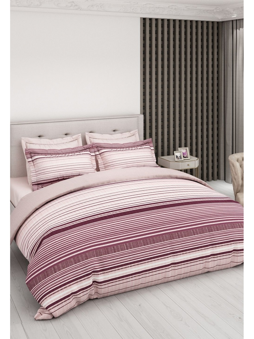 

LABHAM Purple & Pink Striped 200 TC King Bedsheet with 2 Pillow Covers