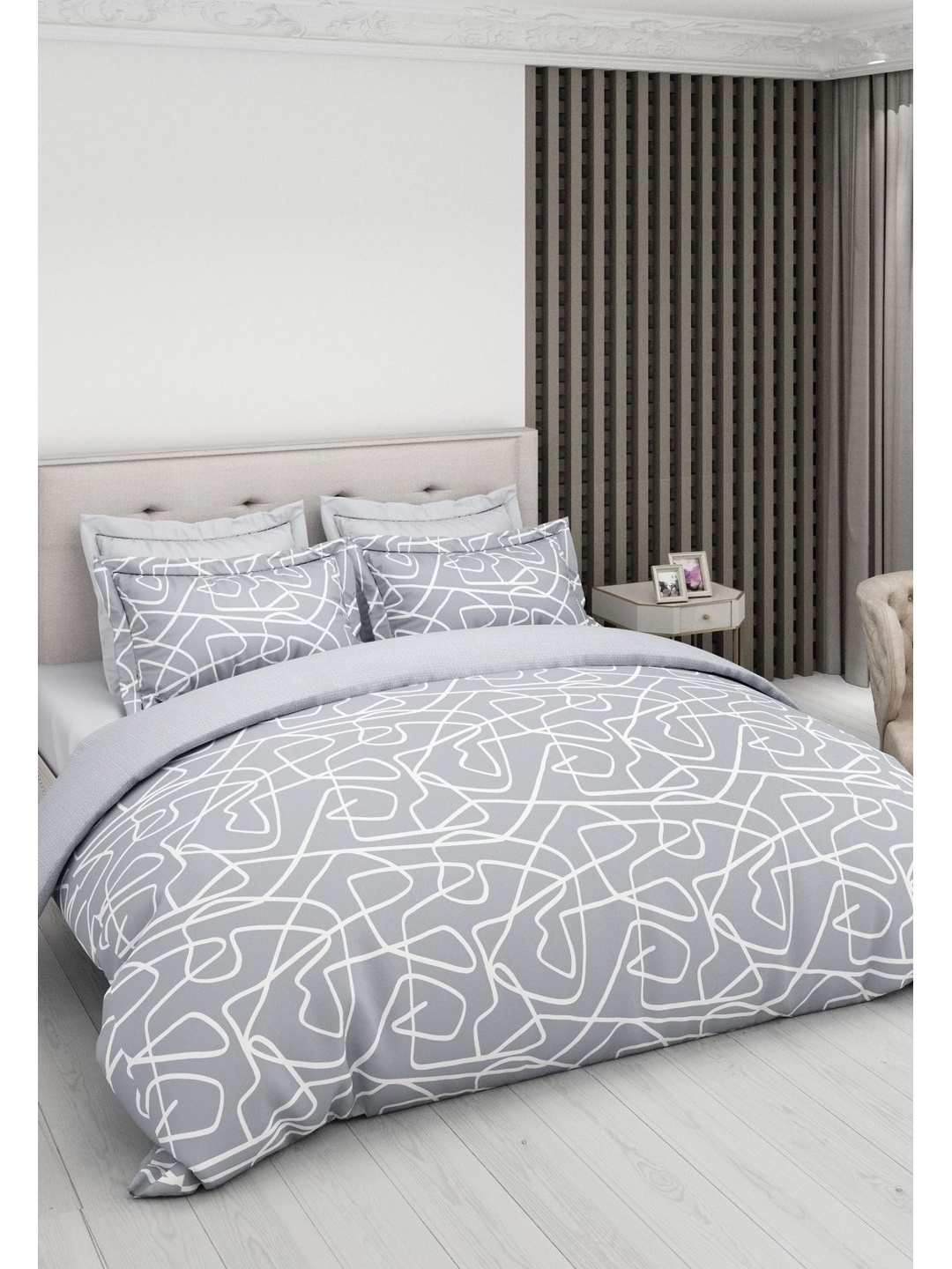 

LABHAM Grey & White 200 TC King Bedsheet with 2 Pillow Covers