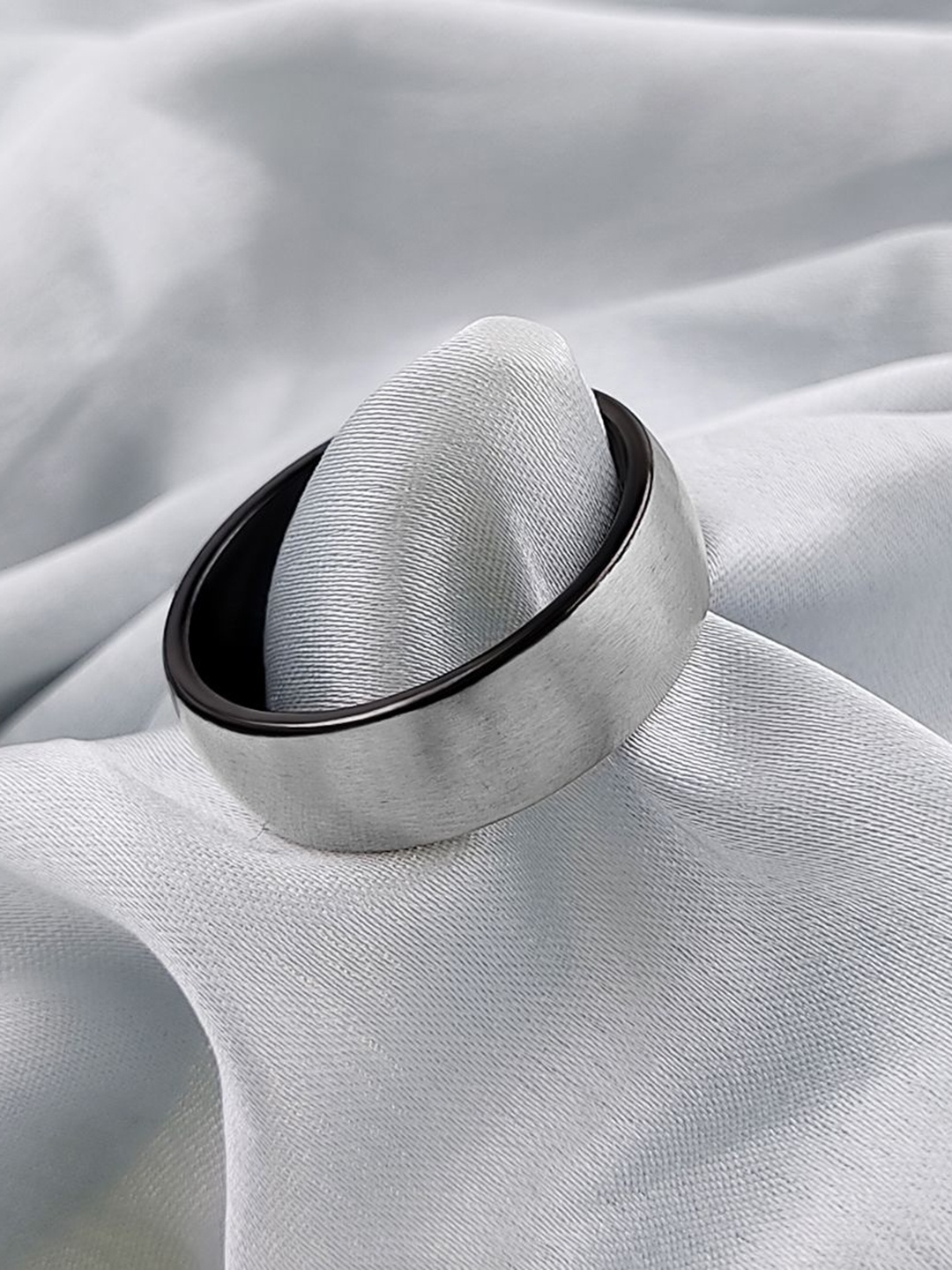 

Saizen Tungsten Finger Ring, Silver