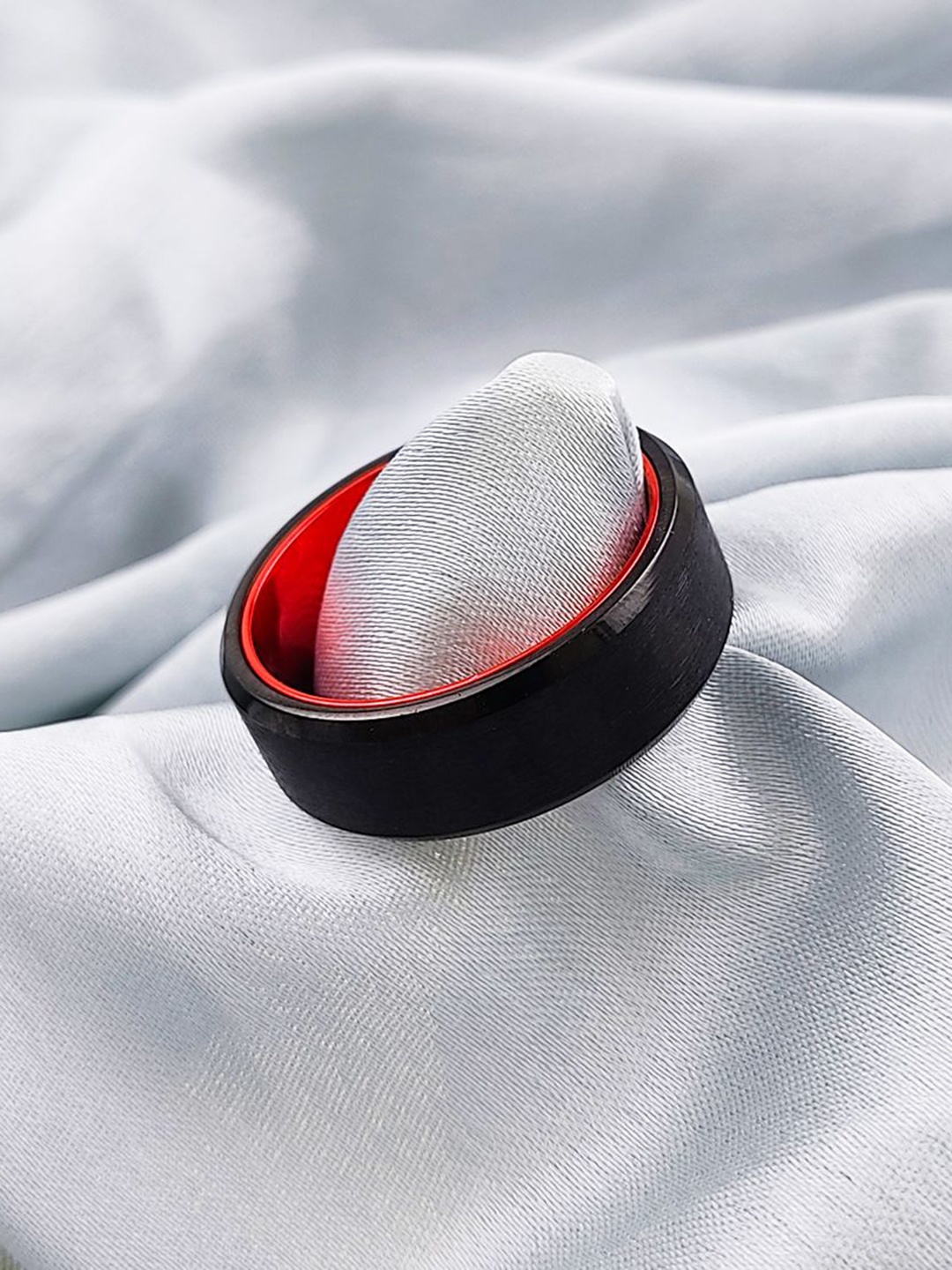 

Saizen Men Stainless Steel Adjustable Finger Ring, Black