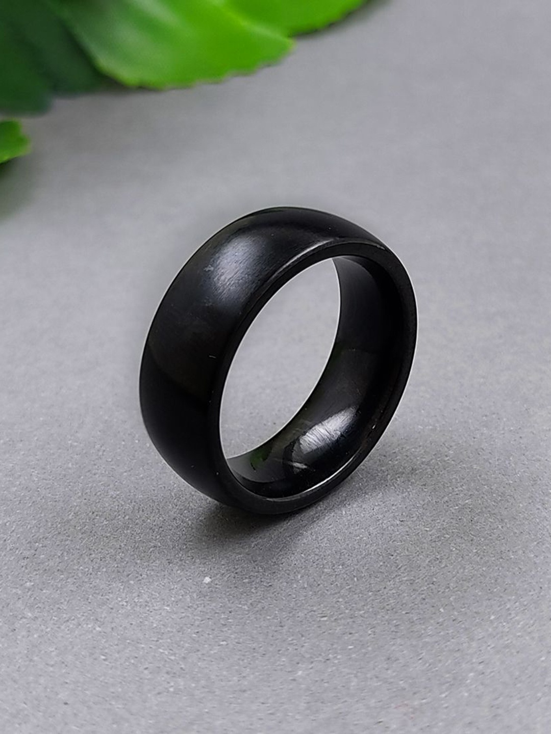 

Saizen Stainless Steel Adjustable Finger Ring, Black