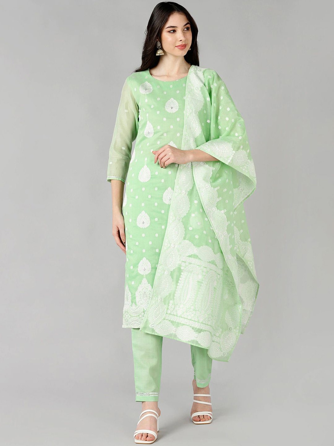 

KALINI Women Ethnic Motifs Embroidered Regular Thread Work Kurta with Trousers & With Dupatta, Green