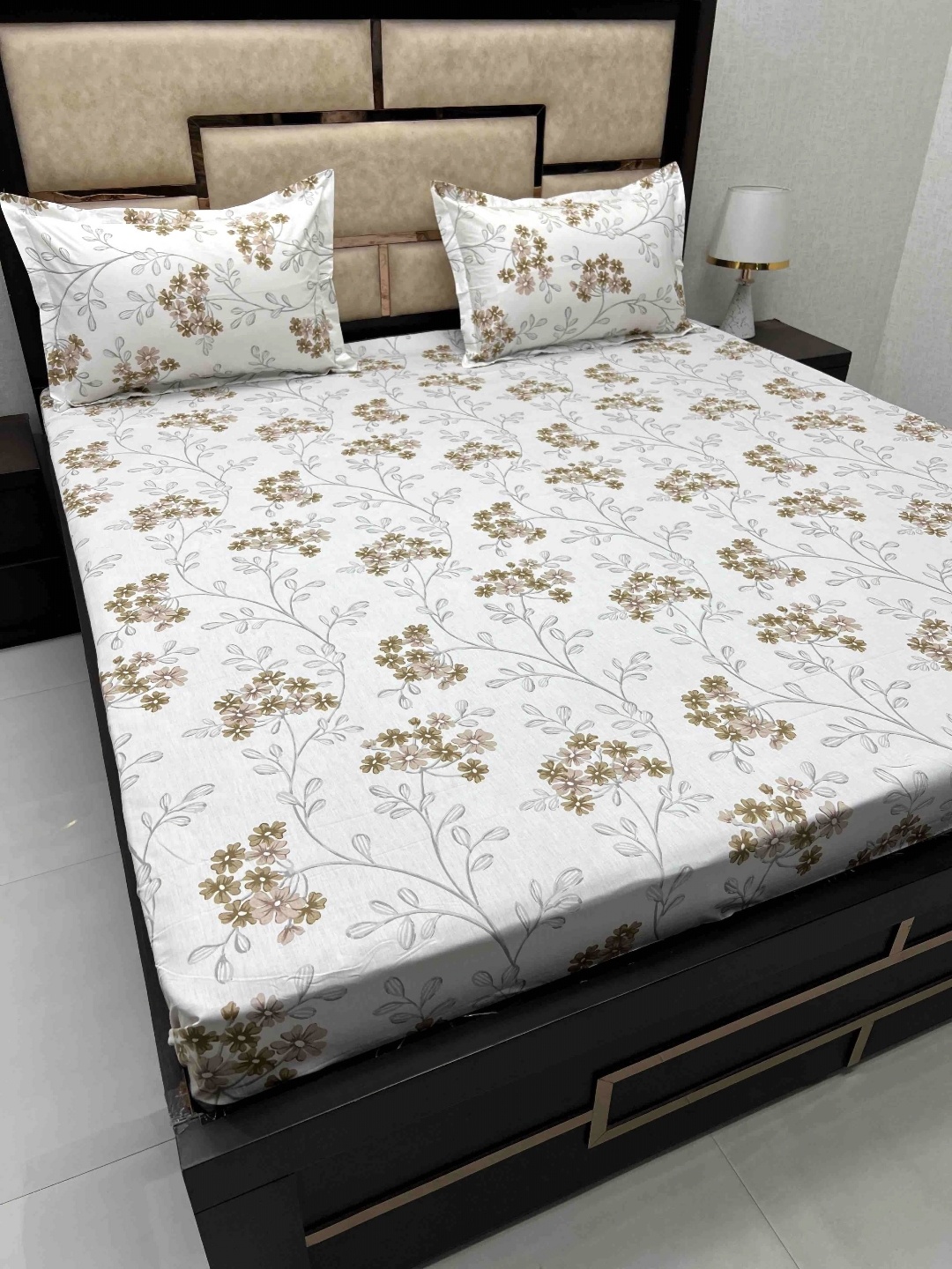 

Pure Decor White & Brown Floral 330 TC King Bedsheet with 2 Pillow Covers