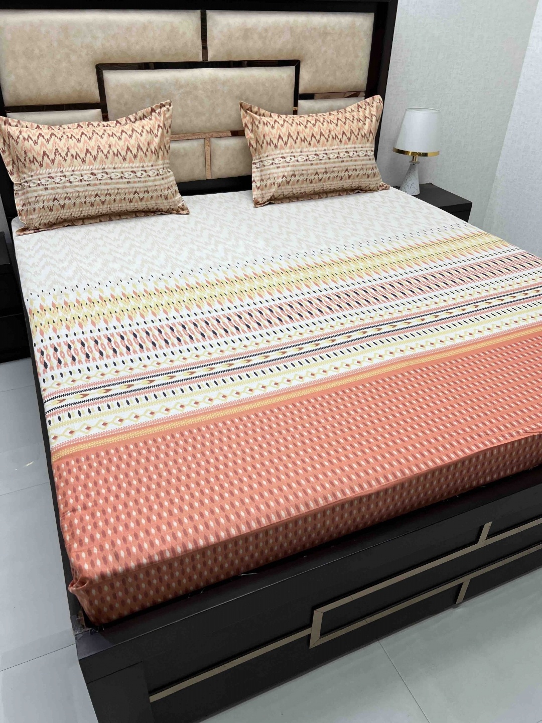 

Pure Decor White & Orange 330 TC King Bedsheet with 2 Pillow Covers