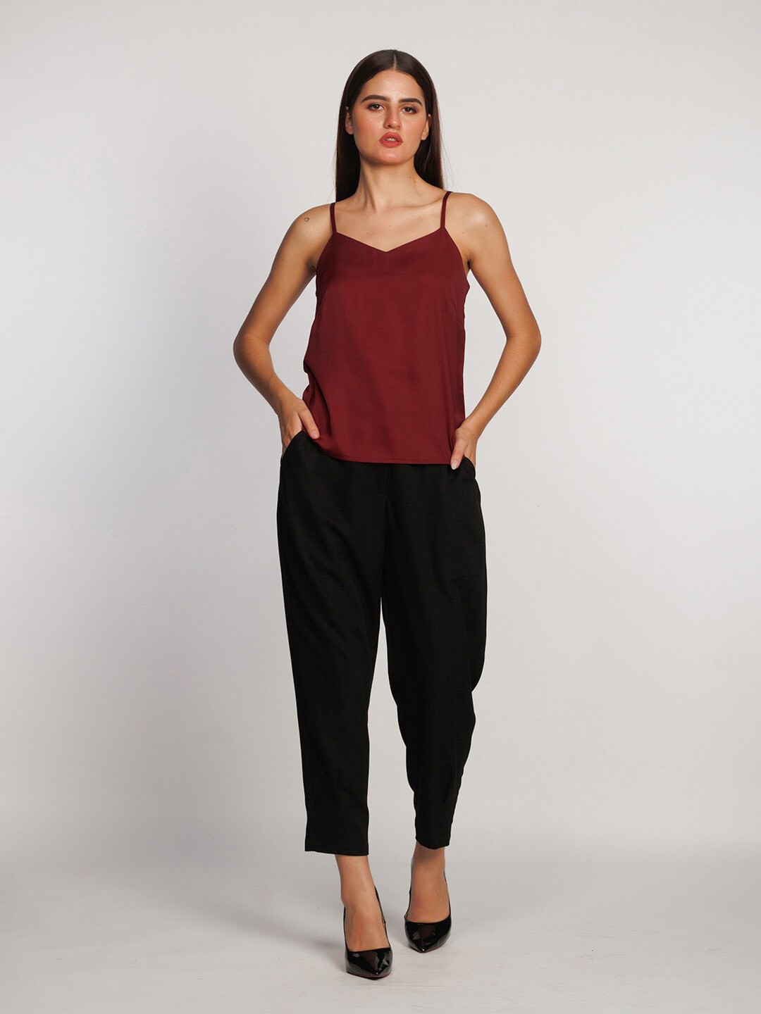

Zink London Solid Shoulder Straps Tank Top, Red