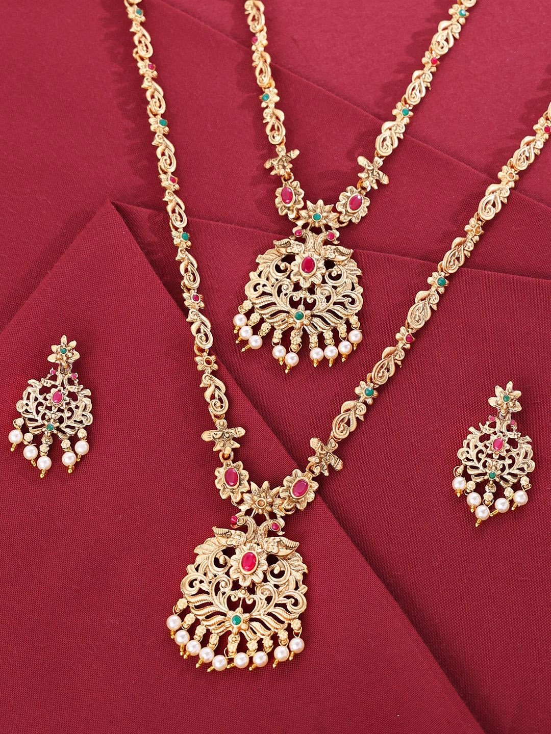 PANASH Gold-Plated Stone-Studded & Beaded Jewellery Set