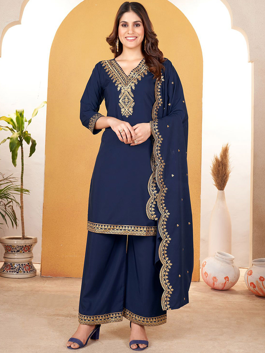 

KALINI Ethnic Motifs Embroidered Regular Thread Work Kurta with Palazzos & With Dupatta, Blue