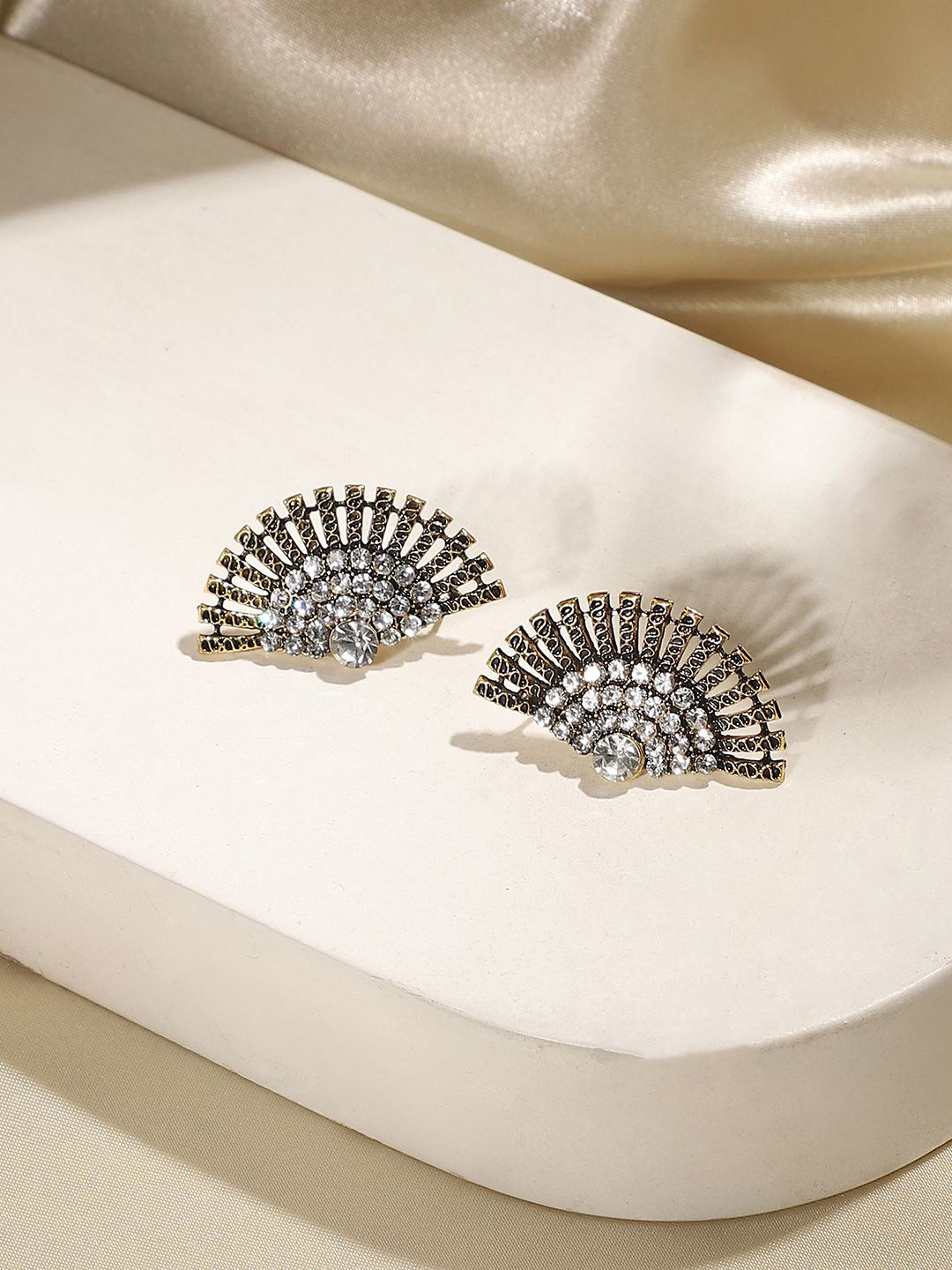 

SOHI Contemporary Studs Earrings, Silver