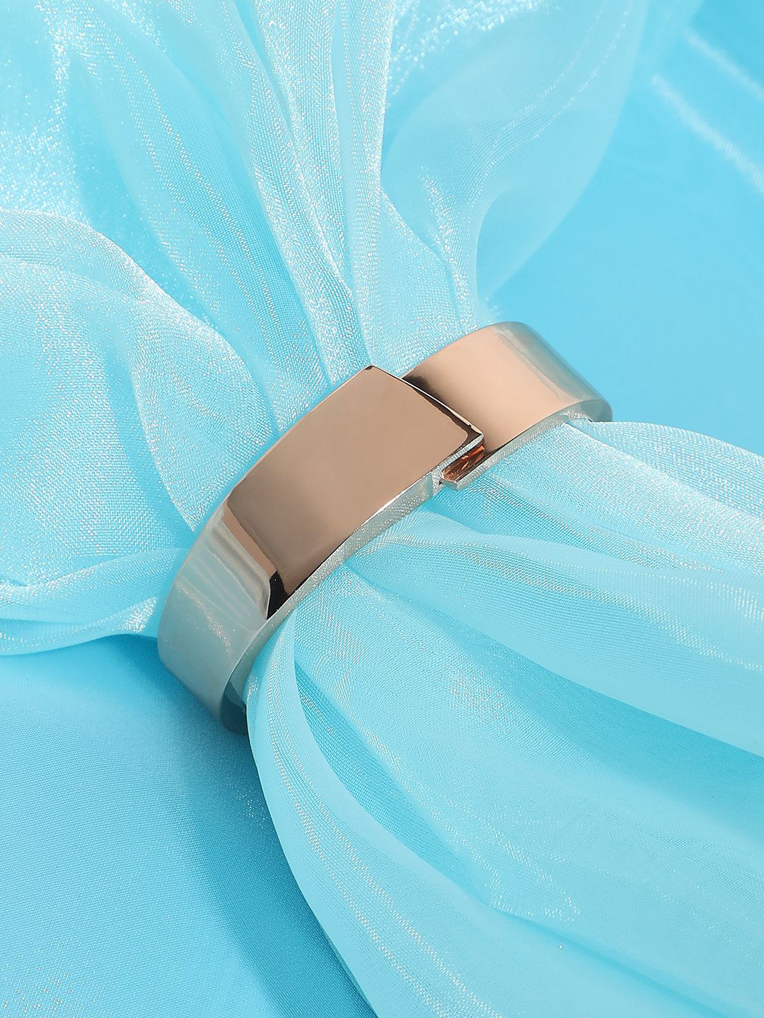 

SOHI Gold-Plated Metallic Overlap Cuff Bracelet