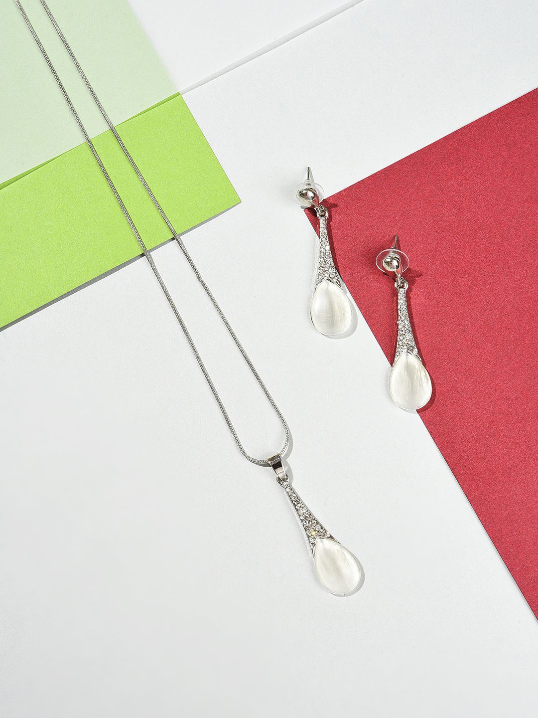 

SOHI Silver-Plated Stone-Studded Jewellery Set