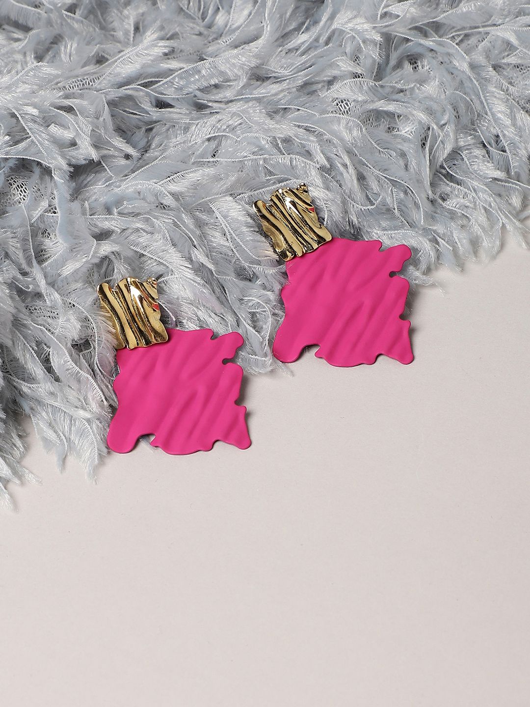 

SOHI Contemporary Studs Earrings, Pink
