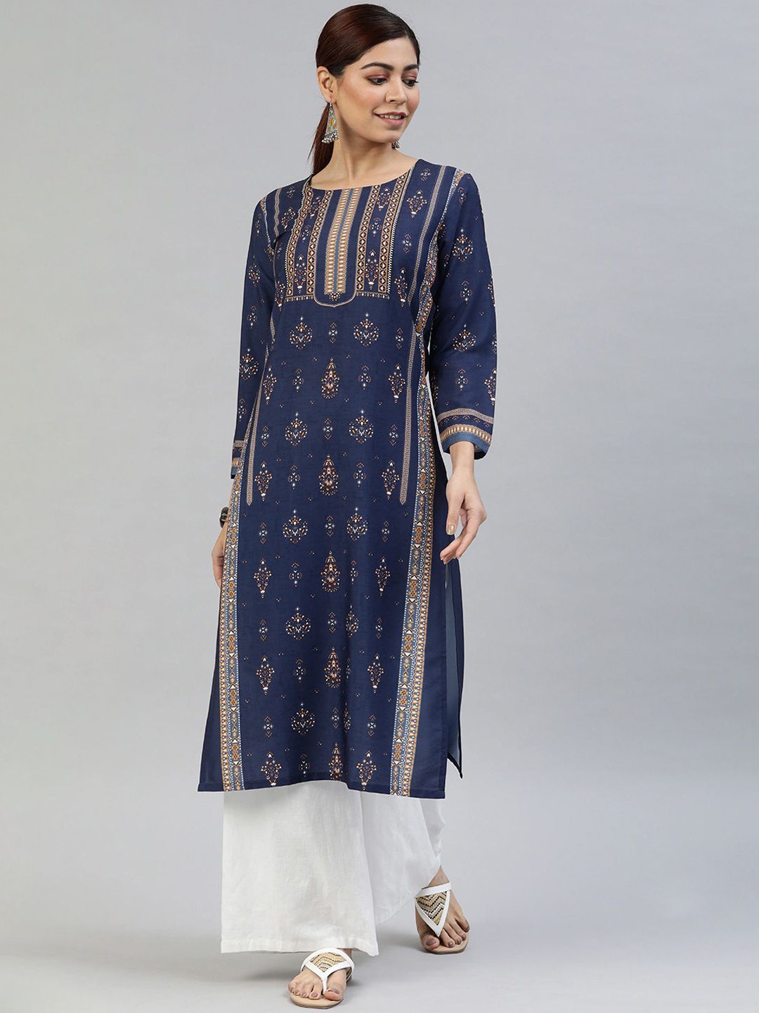 

KALINI Women Geometric Sequinned Crepe Kurta, Navy blue