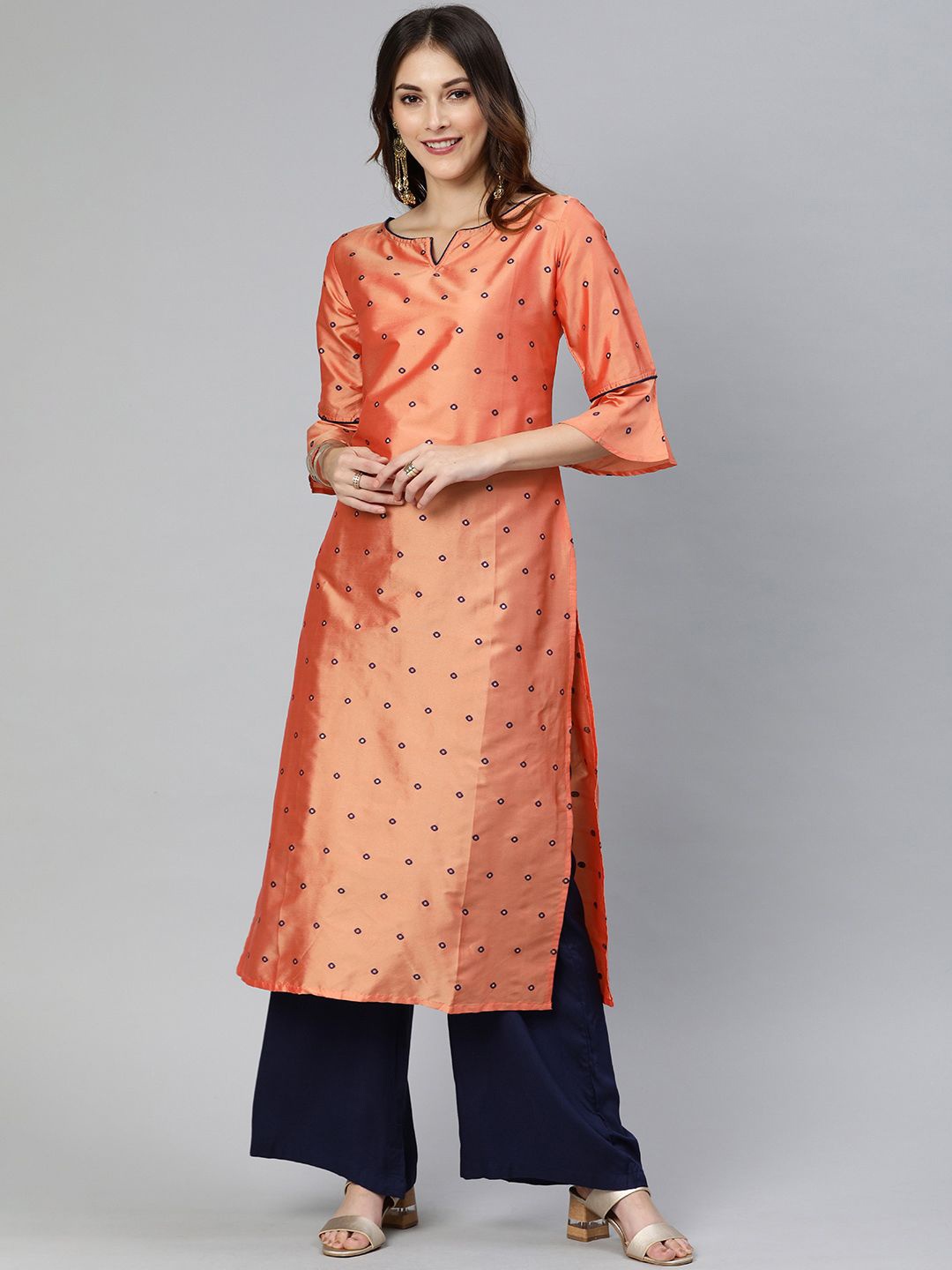 

Swishchick Women Embellished Flared Sleeves Sequinned Kurta, Peach