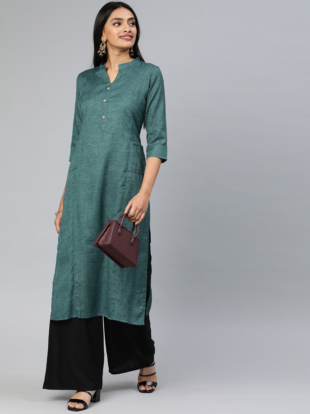 

Swishchick Women Geometric Keyhole Neck Sequinned Kurta, Teal