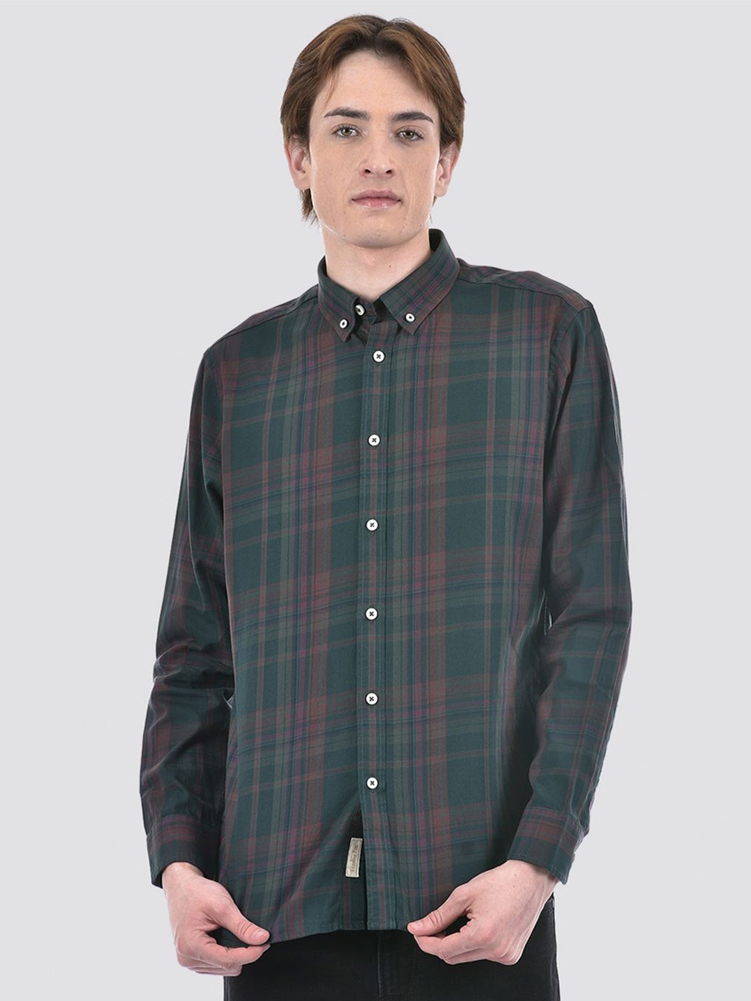 

LONDON FOG Men Opaque Checked Casual Shirt, Green