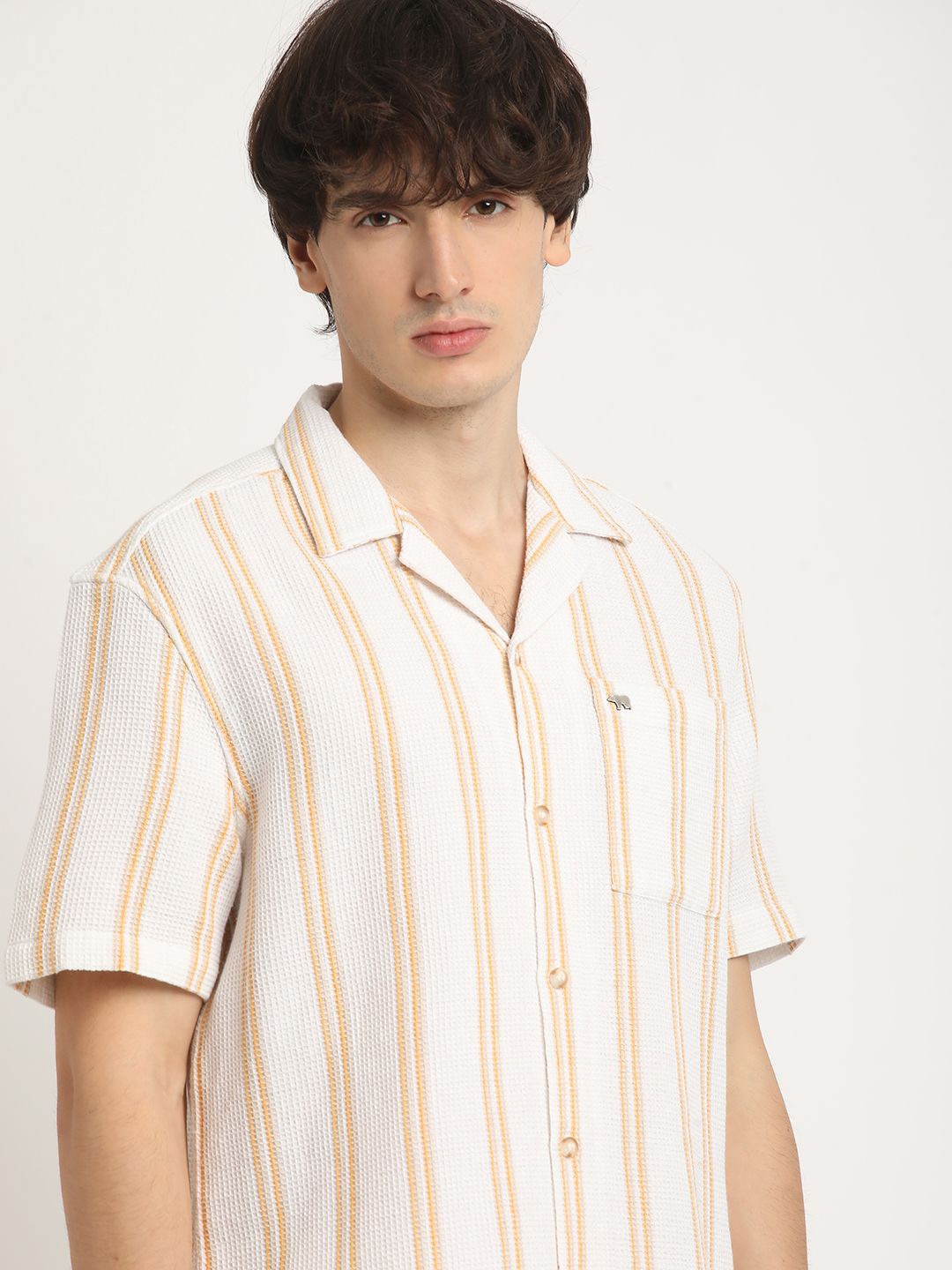 

THE BEAR HOUSE Men Opaque Striped Casual Shirt, White