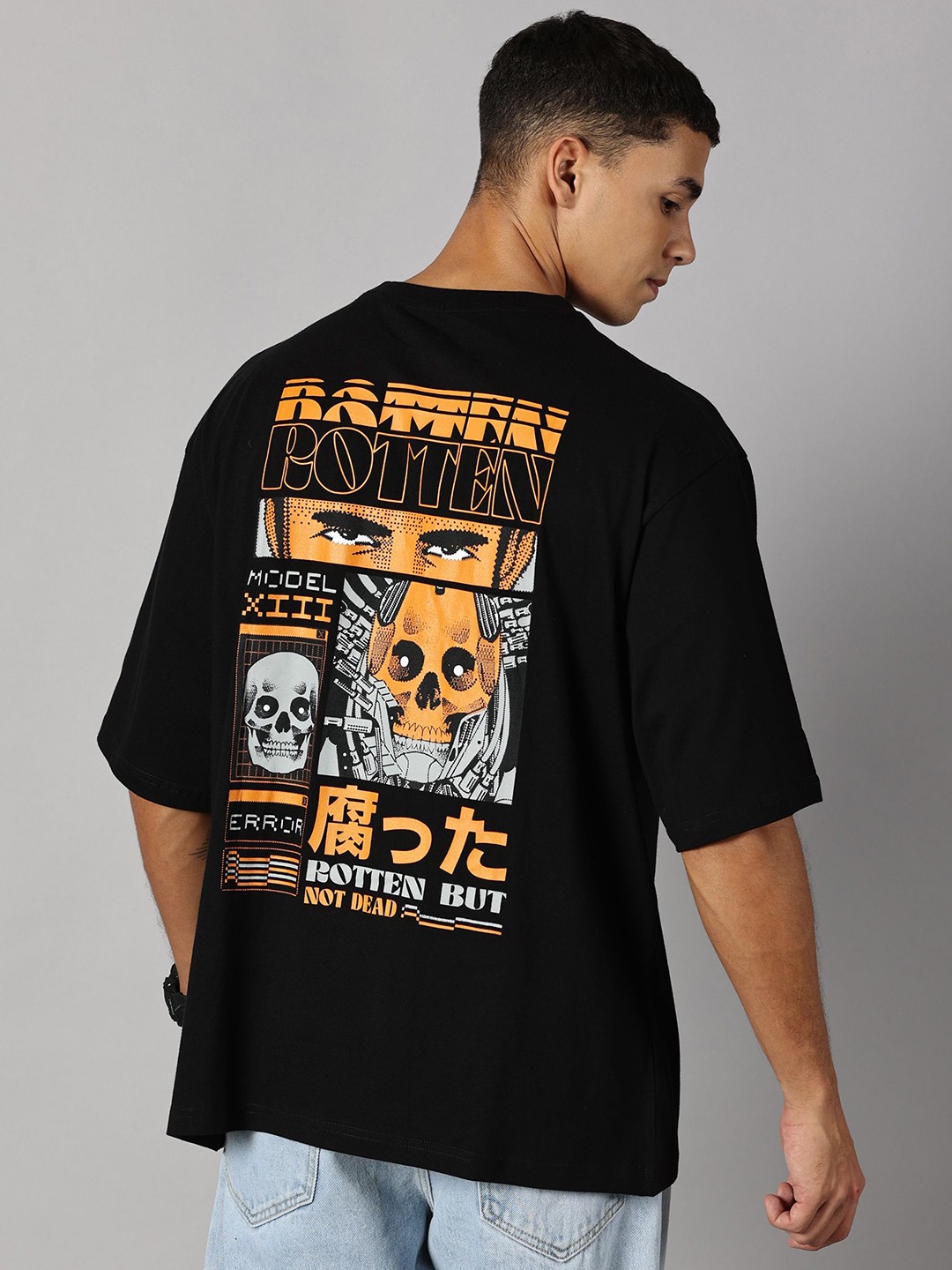 THE HOLLANDER Men Printed Drop Shoulder Sleeves Oversized Cotton T-shirt, Black