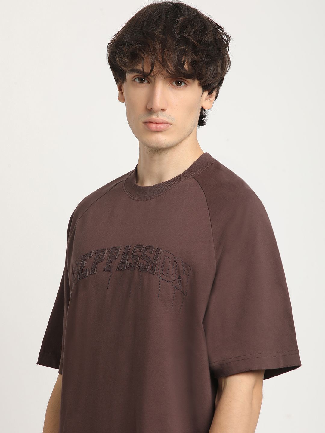 

THE BEAR HOUSE Men's Oversized Crew Neck T-shirt, Brown