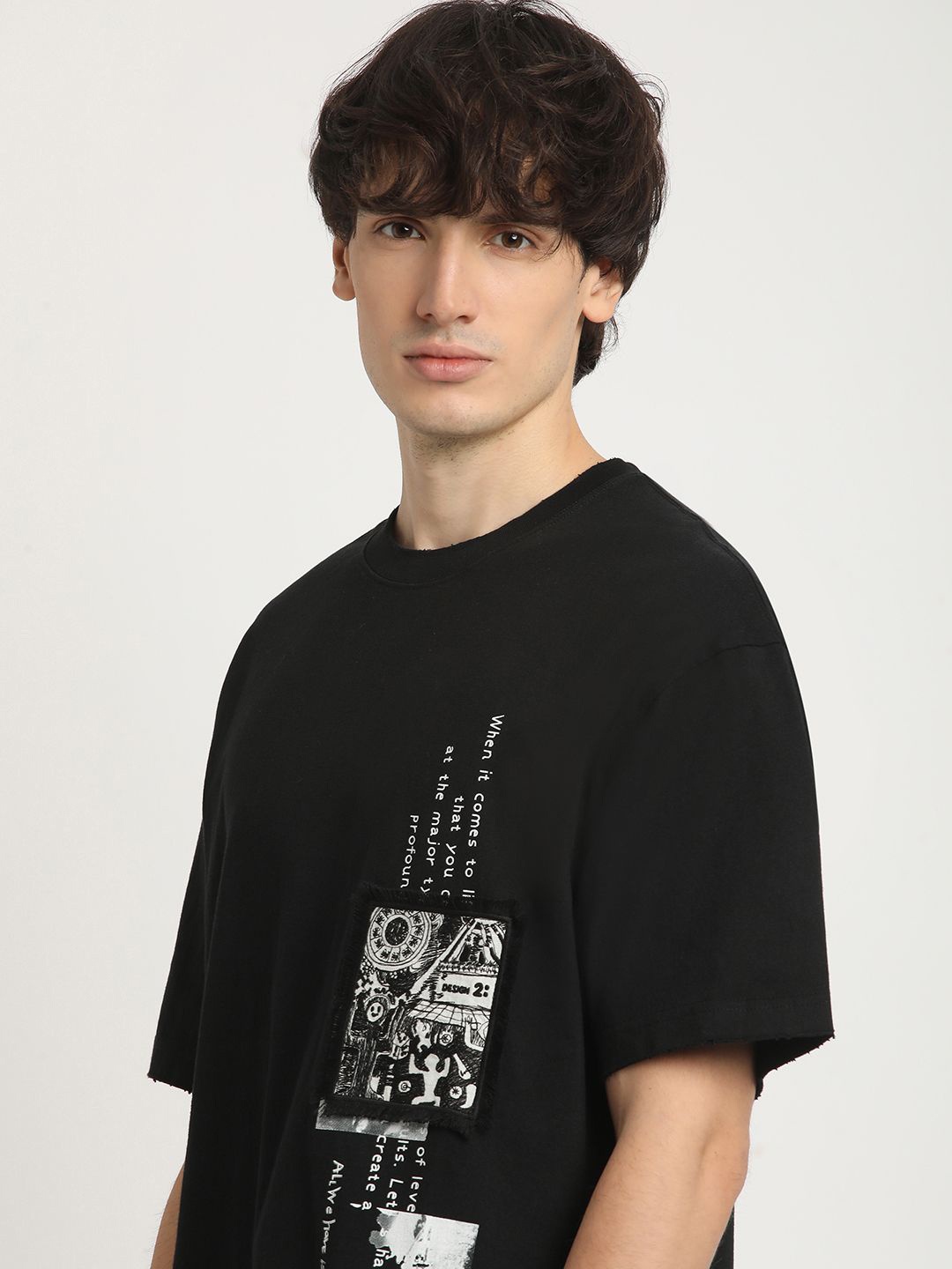 

THE BEAR HOUSE Men Oversized Crew Neck T-shirt, Black