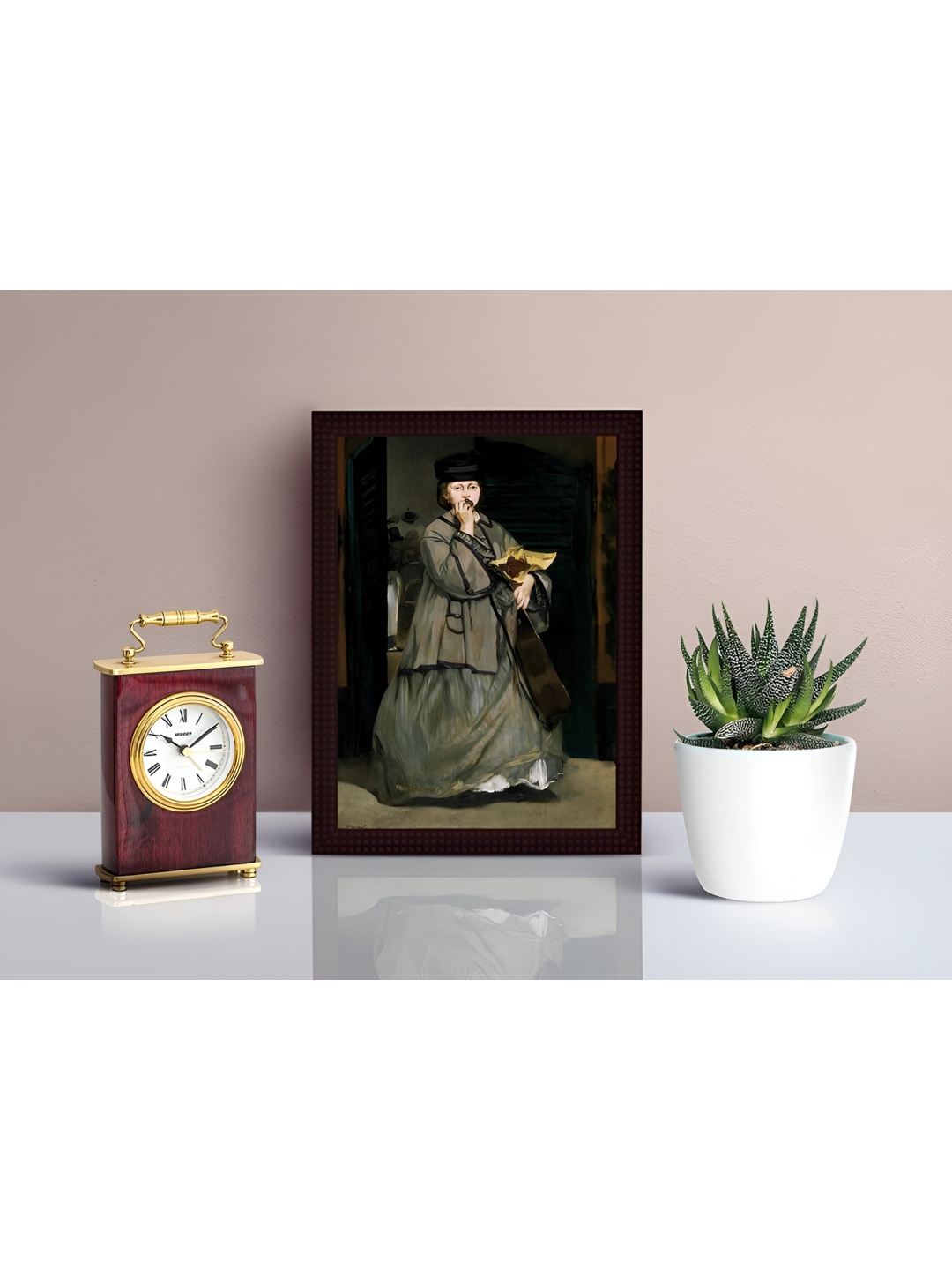 

Tamatina Green & Black Canvas Street Singer Wall Art