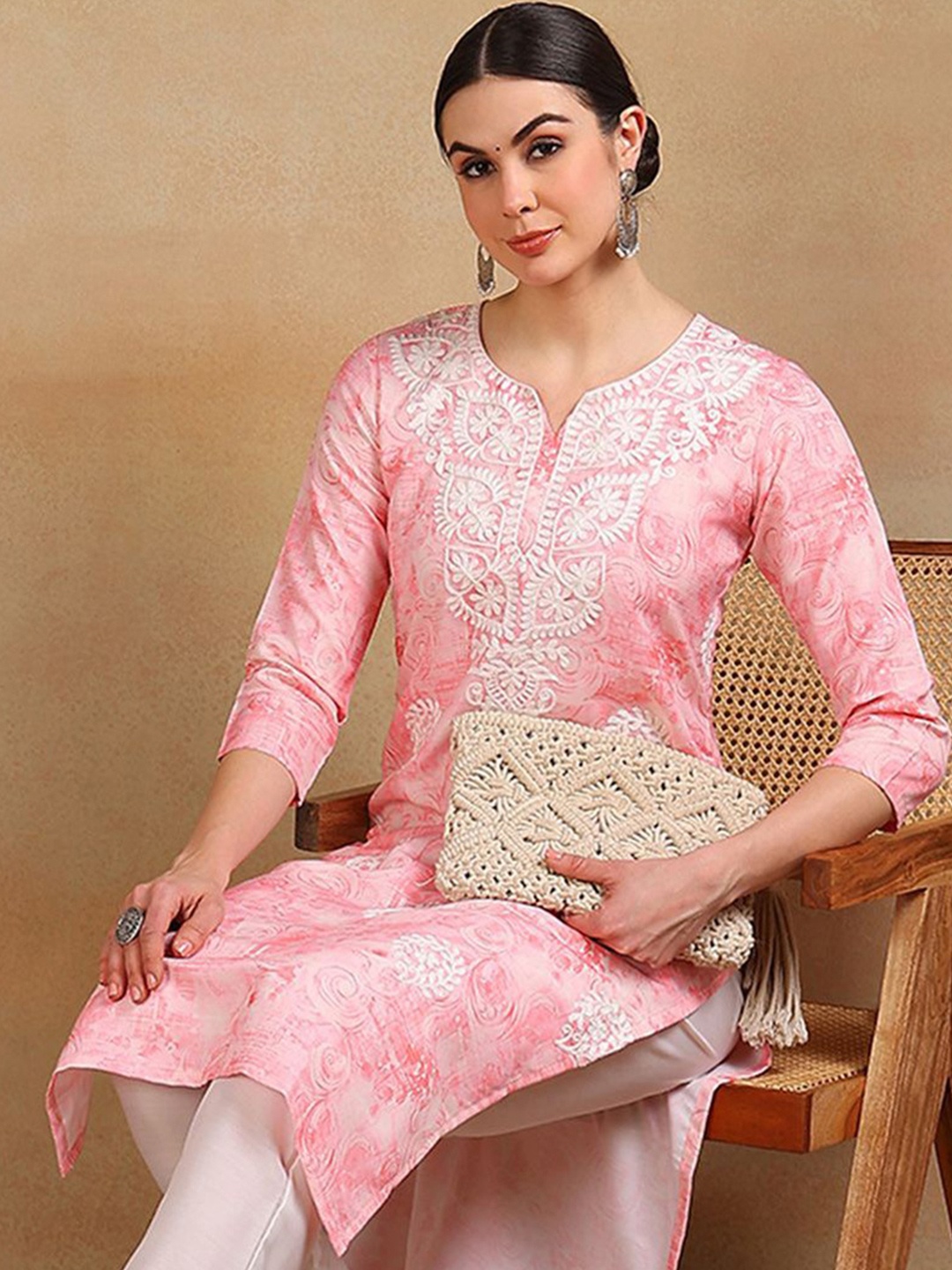

KALINI Women Ethnic Motifs Keyhole Neck Flared Sleeves Thread Work Kurta, Pink