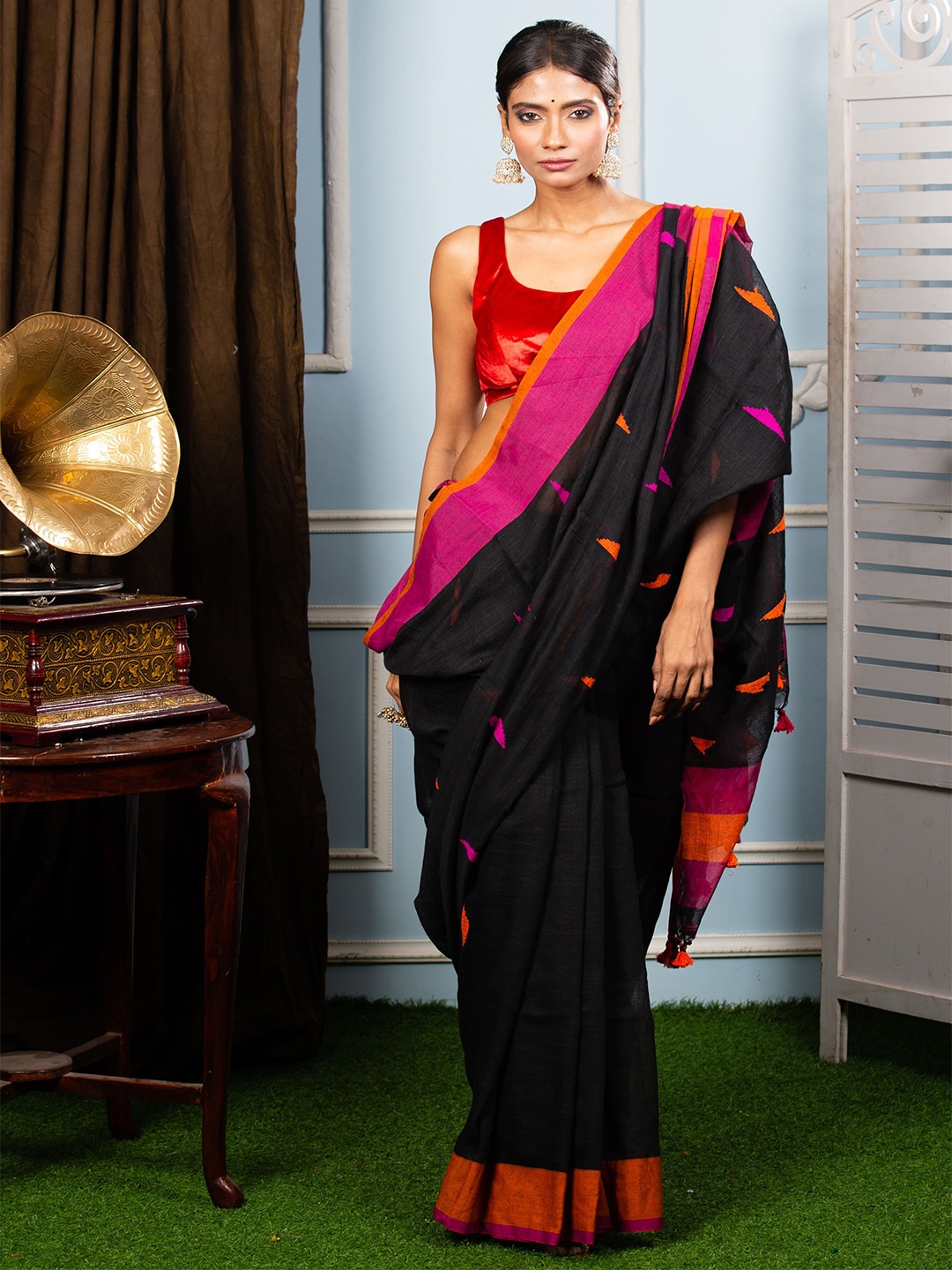 

Urbane Essence Woven Design Pure Cotton Khadi Saree, Black