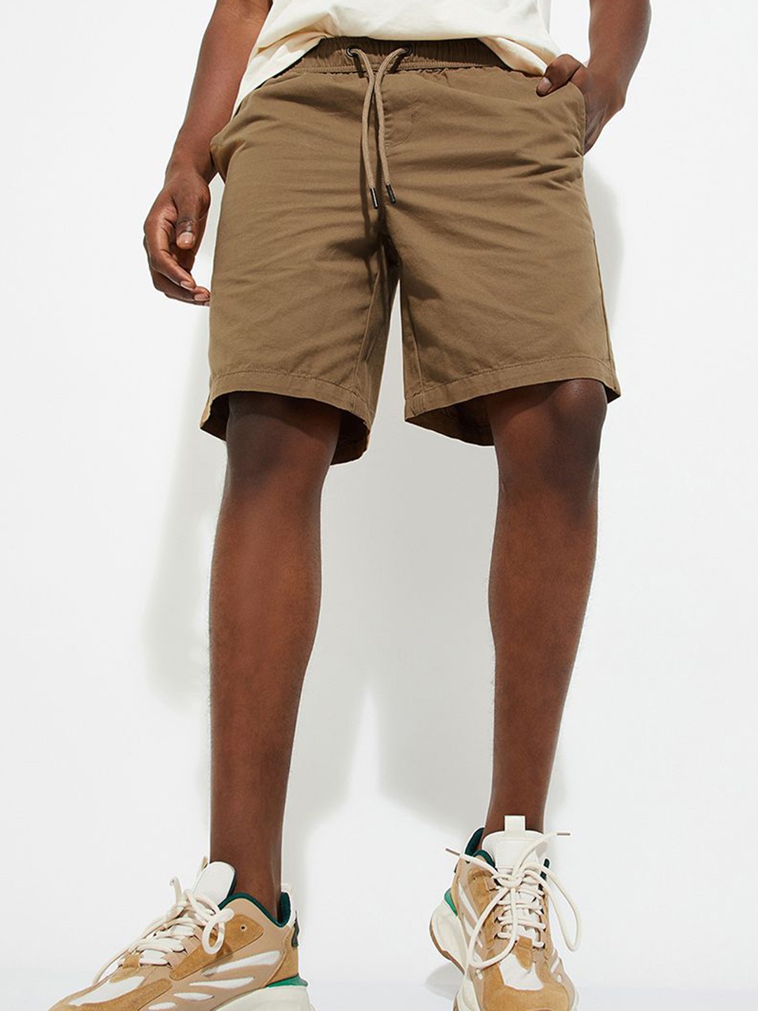 

max URB_N Men Solid Slim Fit Shorts, Brown