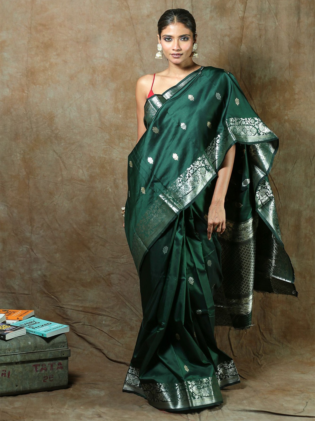 

Urbane Essence Woven Design Zari Pure Silk Saree, Green