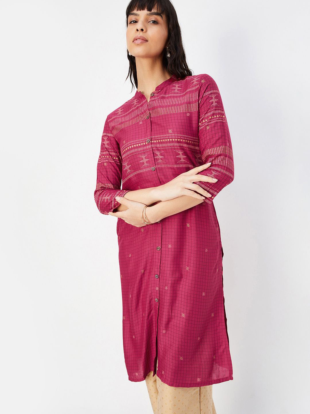 

max Geometric Woven Design Mandarin Collar Kurta, Pink