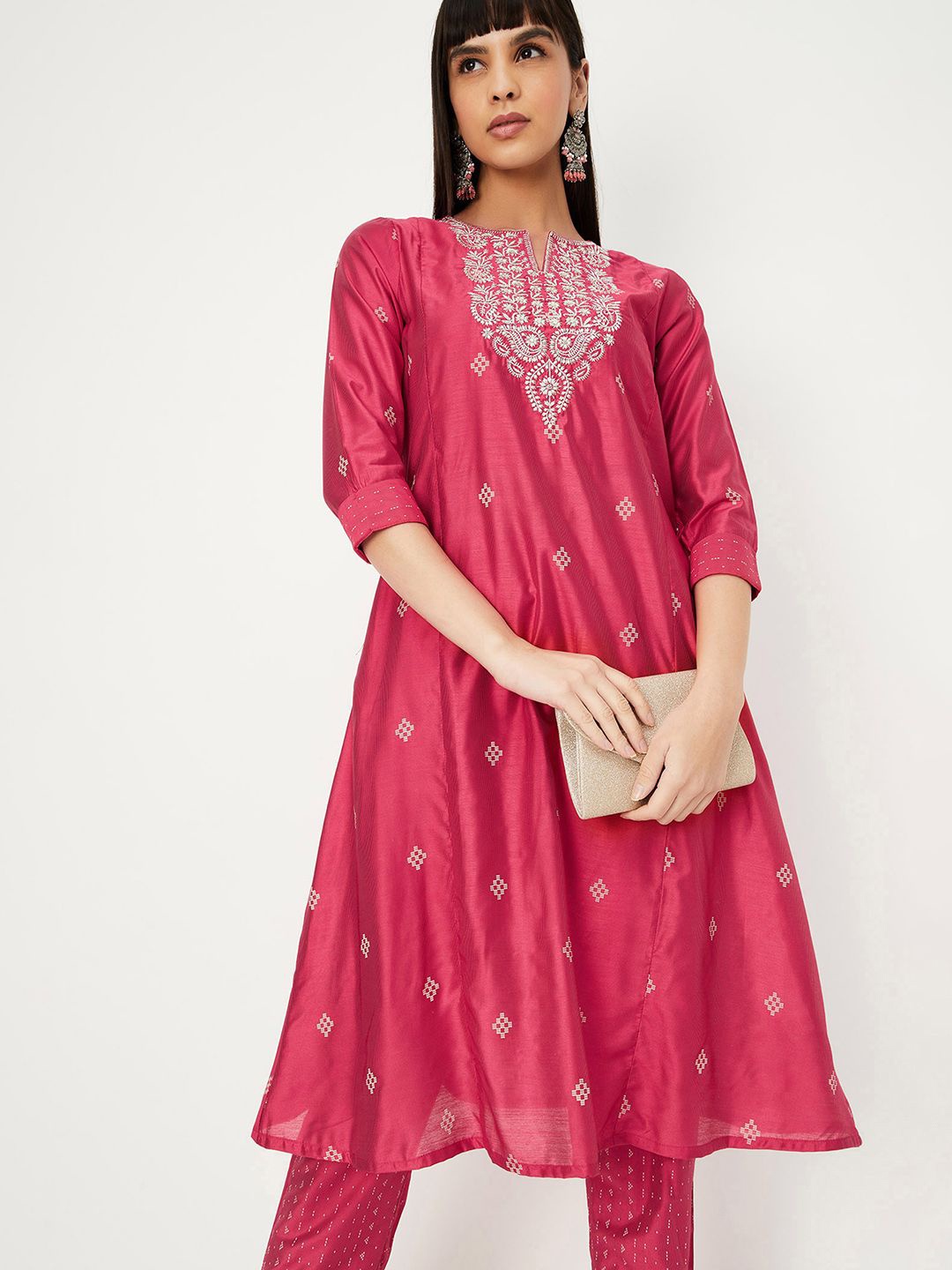

max Geometric Woven Design Regular Thread Work A-line Kurta With Trousers, Red