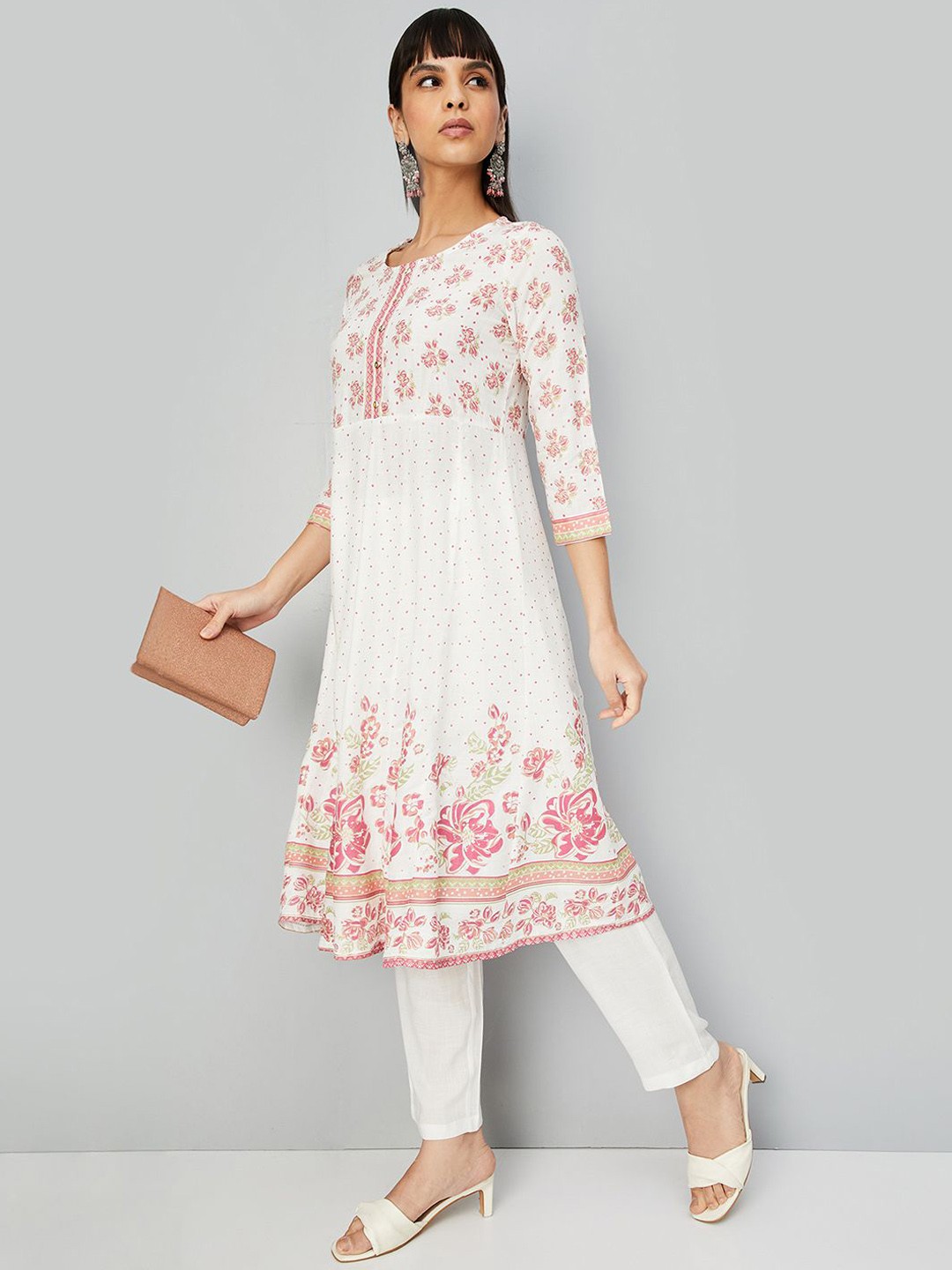 

max Floral Printed Regular Anarakli Kurta With Trousers, White