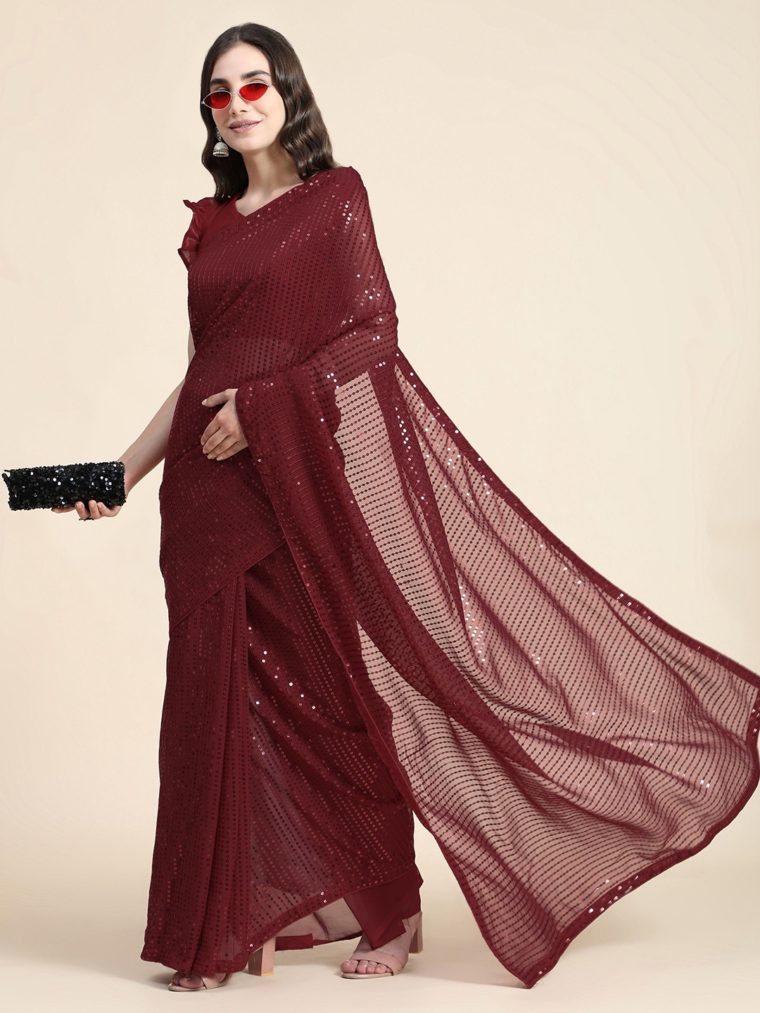 

KALINI Embellished Sequinned Saree, Maroon