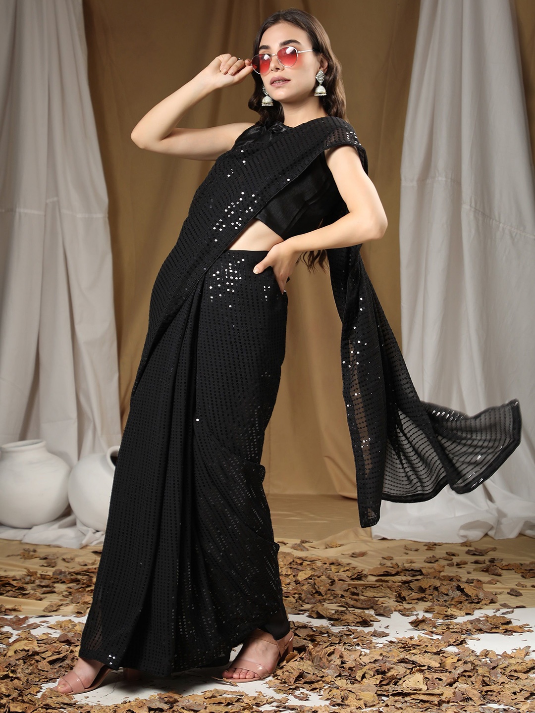 

KALINI Embellished Sequinned Saree, Black